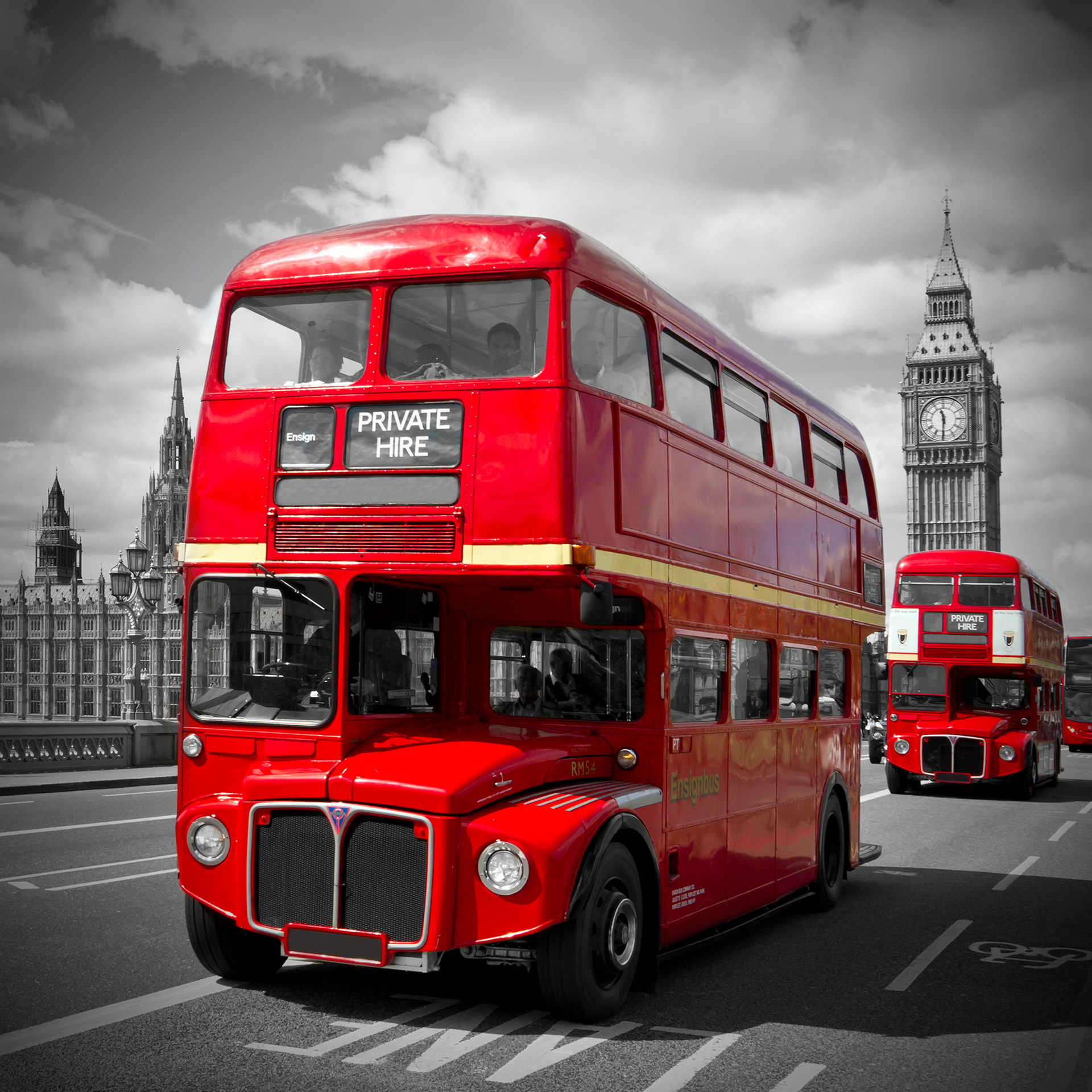 CK008_LONDON Red Buses on Westminster Bridge