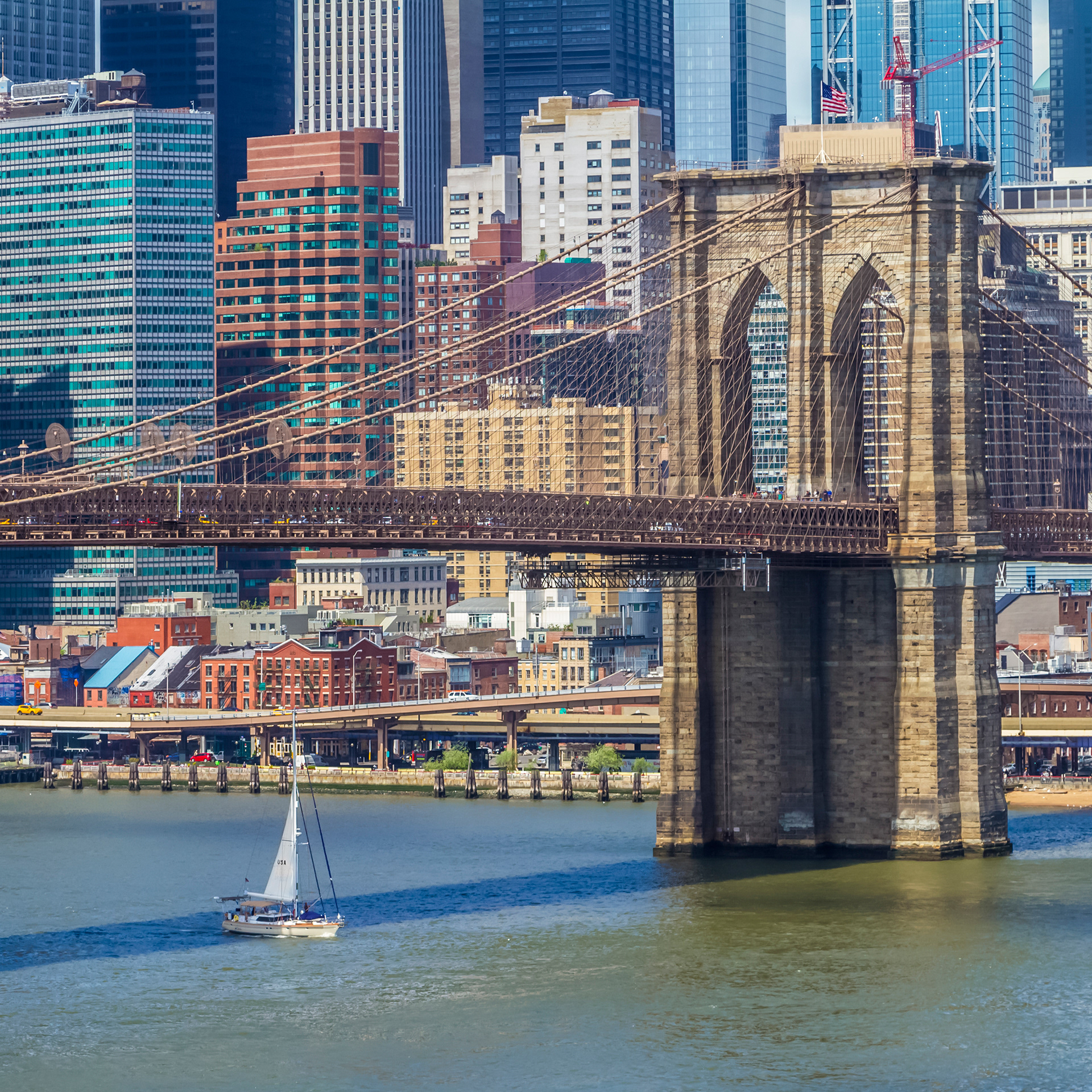CS018_NYC Brooklyn Bridge and East River