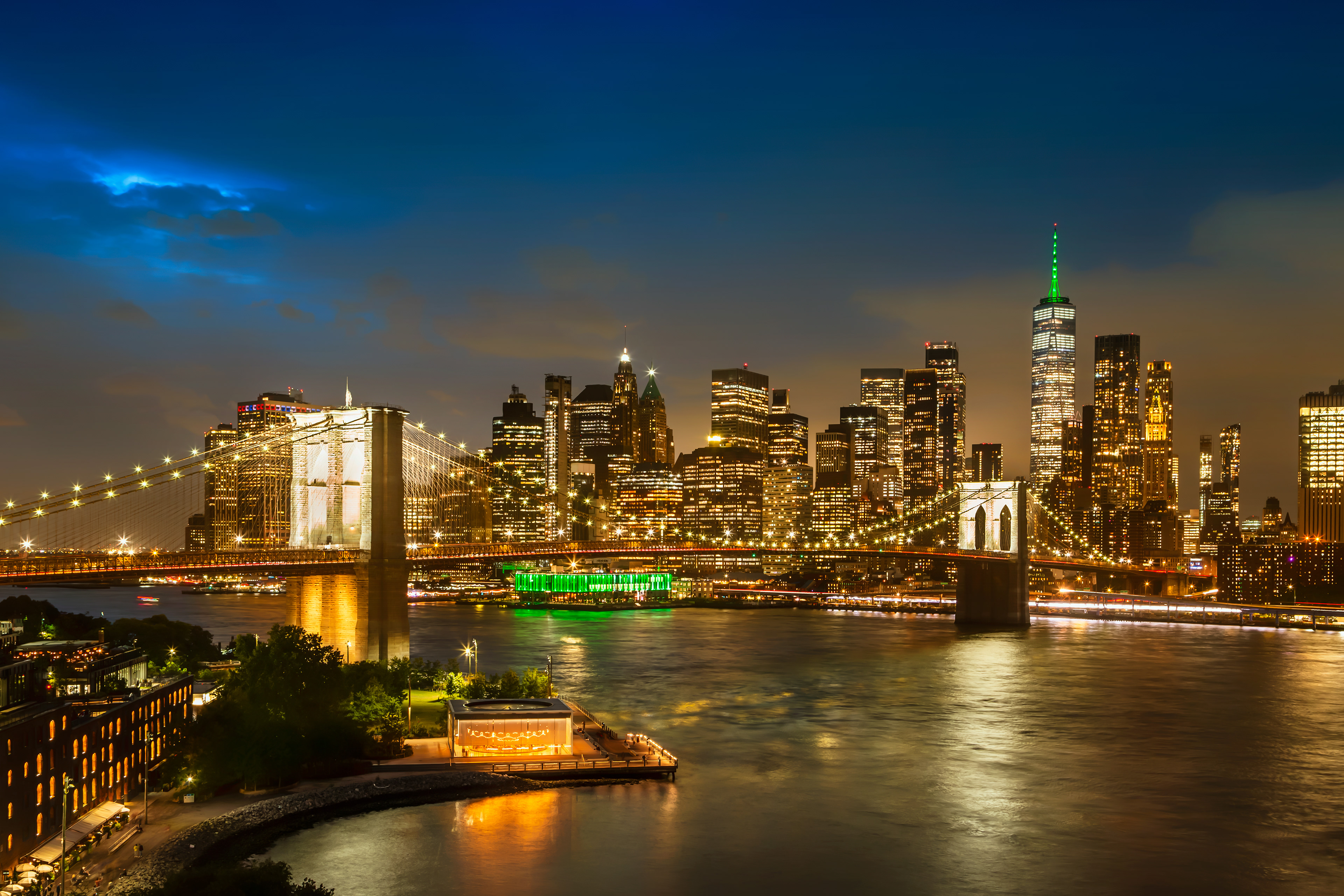 CS047_Fantastic evening impression from NYC