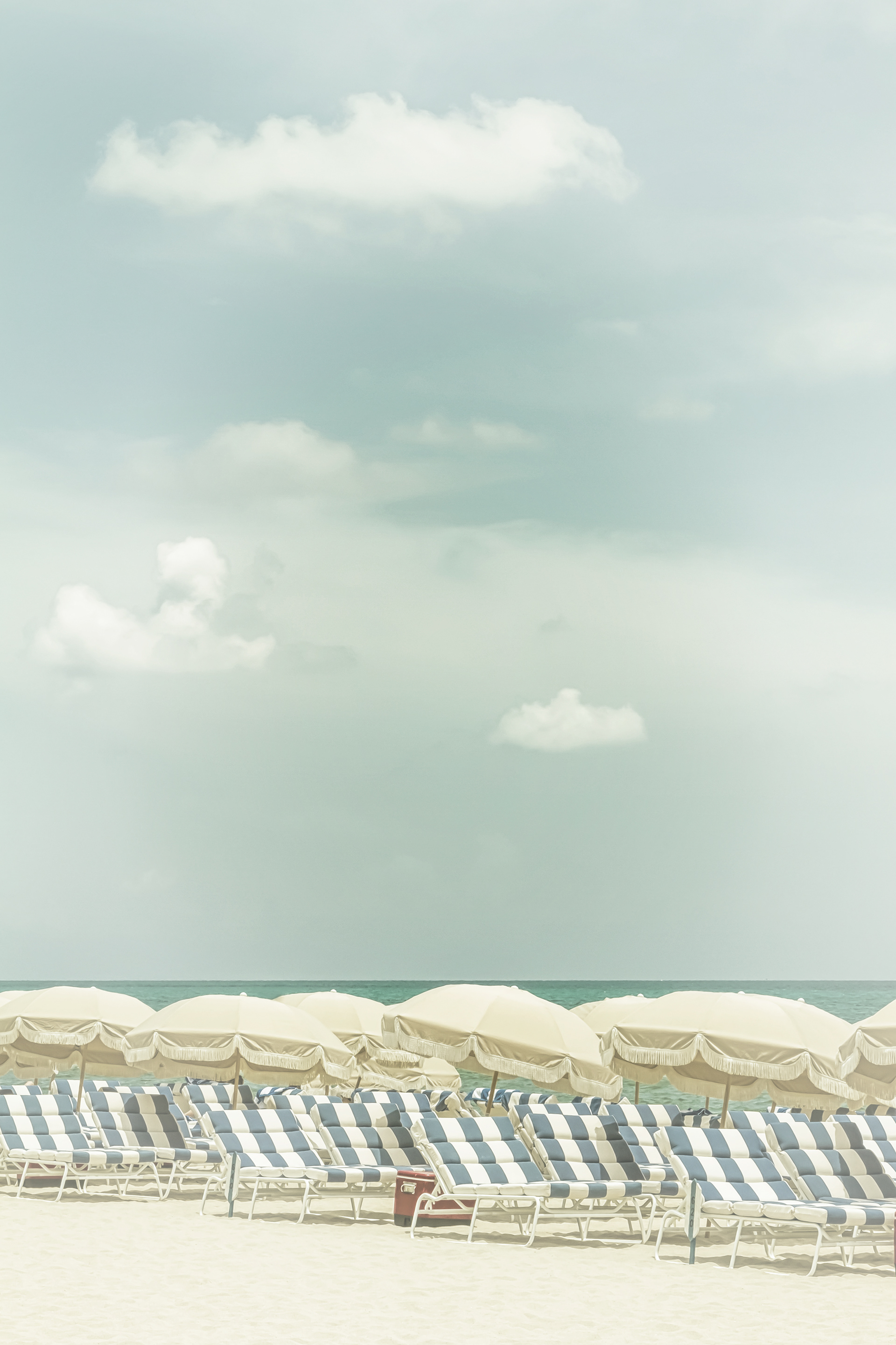 VS002_Vintage beach scene 