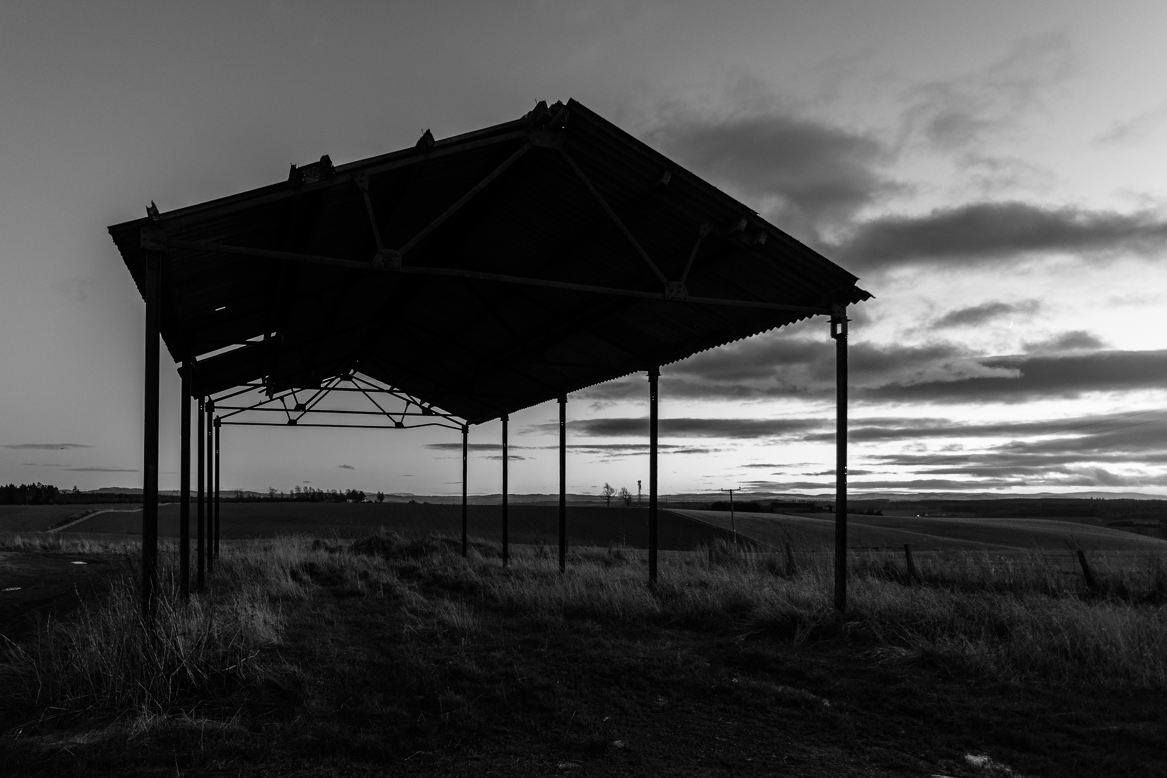 Lean to in black and white