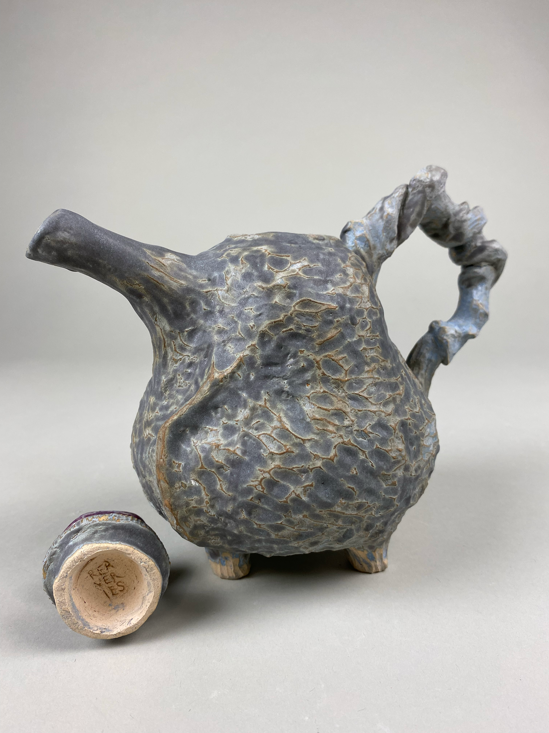 A sculptural tea-pot inspired by natural textures.