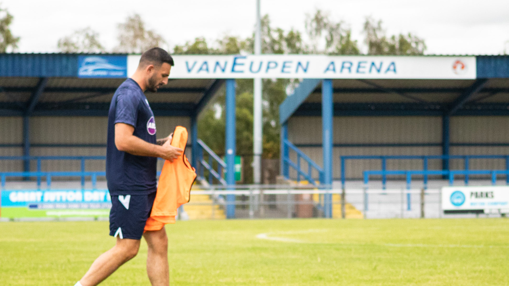 Bearded Photographer Vauxhall Motors Football Club