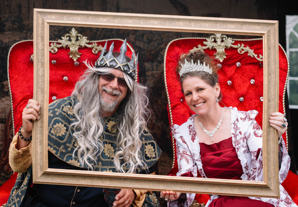 the king and queen at the melrose renfaire in roseburg oregon