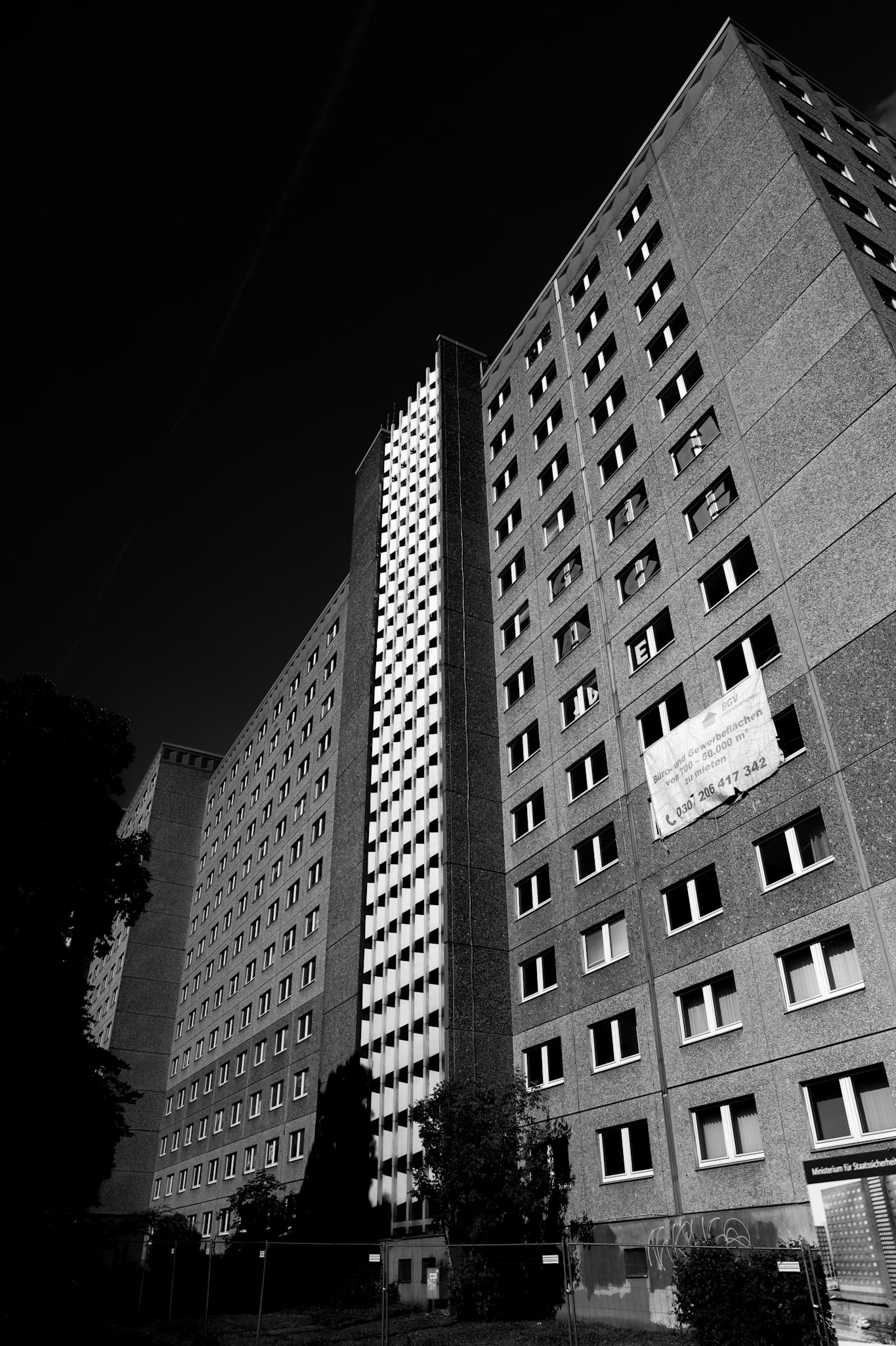 P75