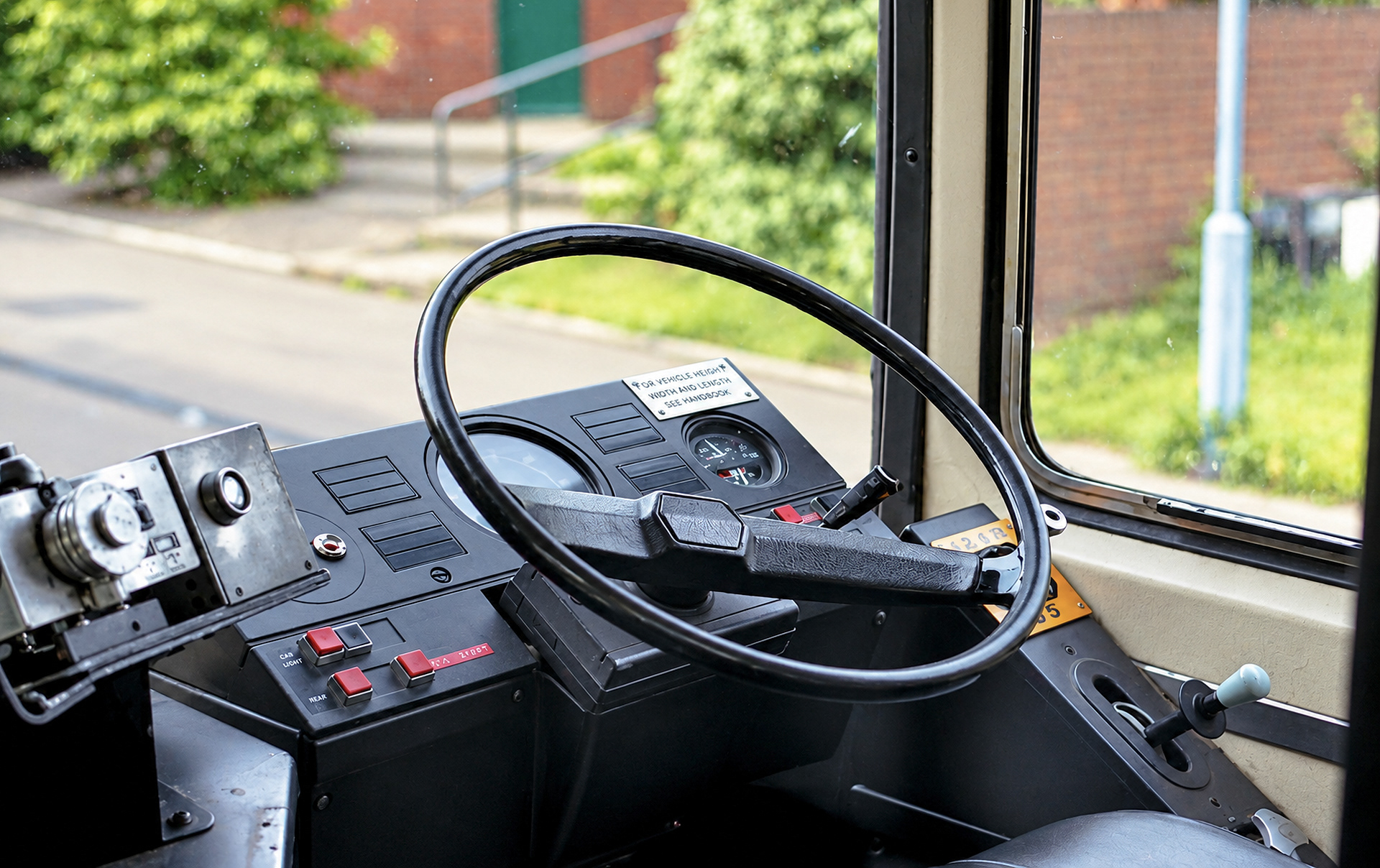 Eastern Counties cab of LN539 (HVF539L) 1981