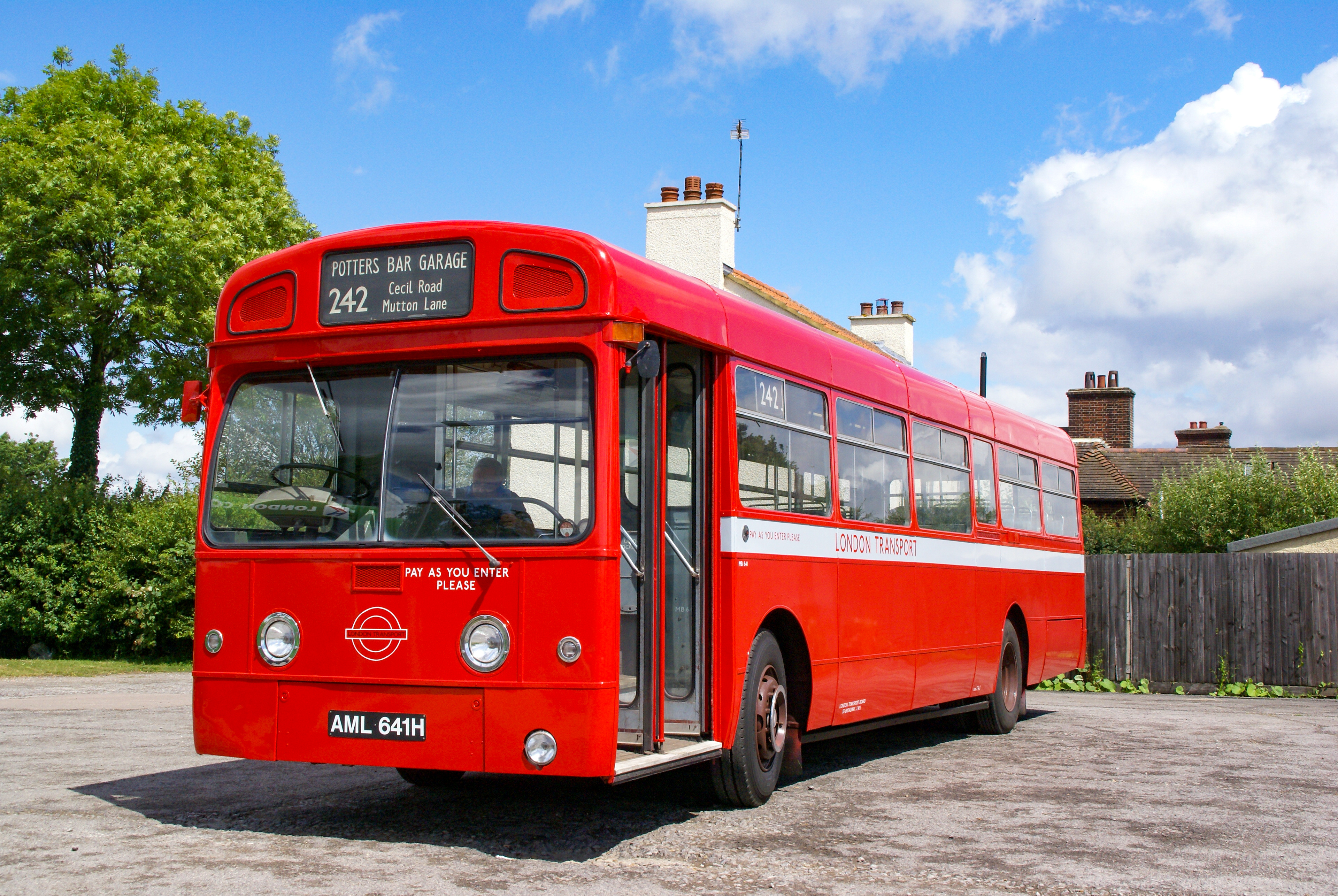 London Transport AML641H South Mimms 5th July 2008