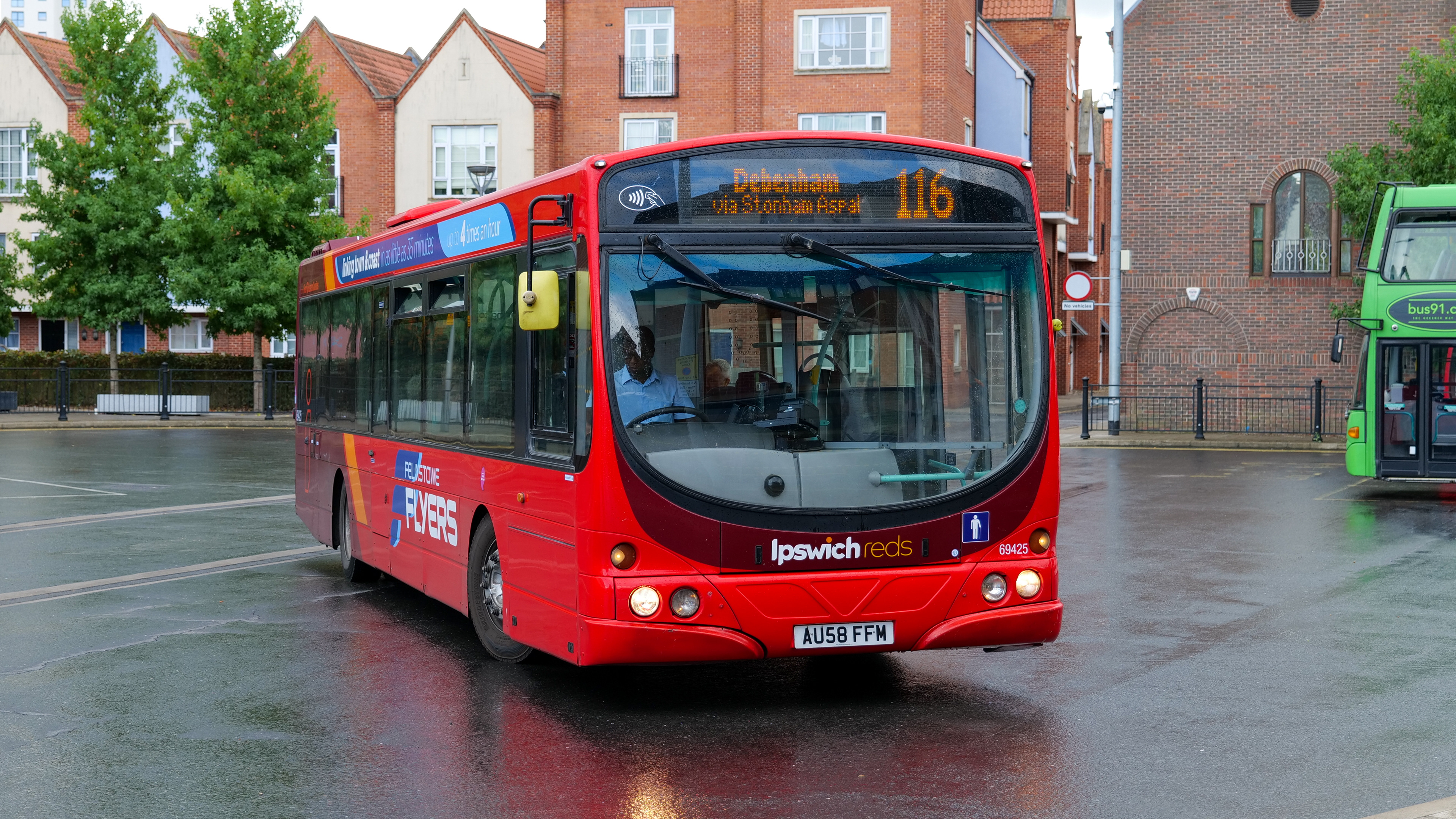 First Eastern Counties 69425 (AU58FFM) Ipswich 27th August 2022