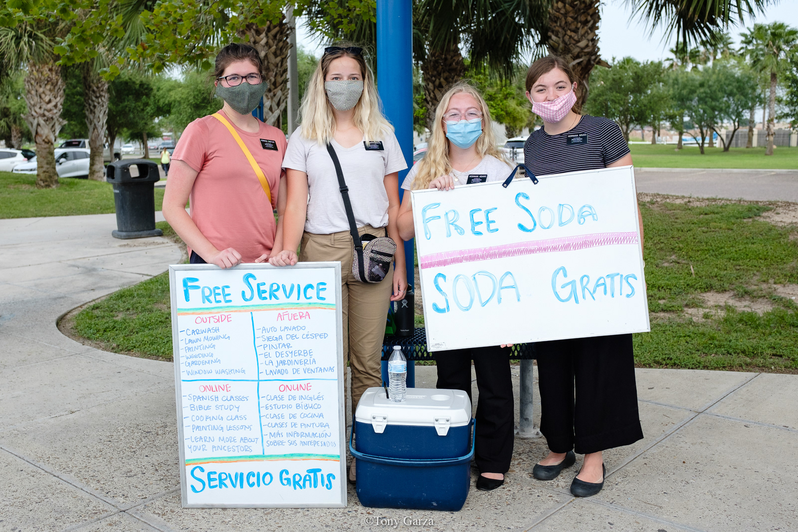 Missionaries offer their services and free soda, McAllen, Texas, June 2020.