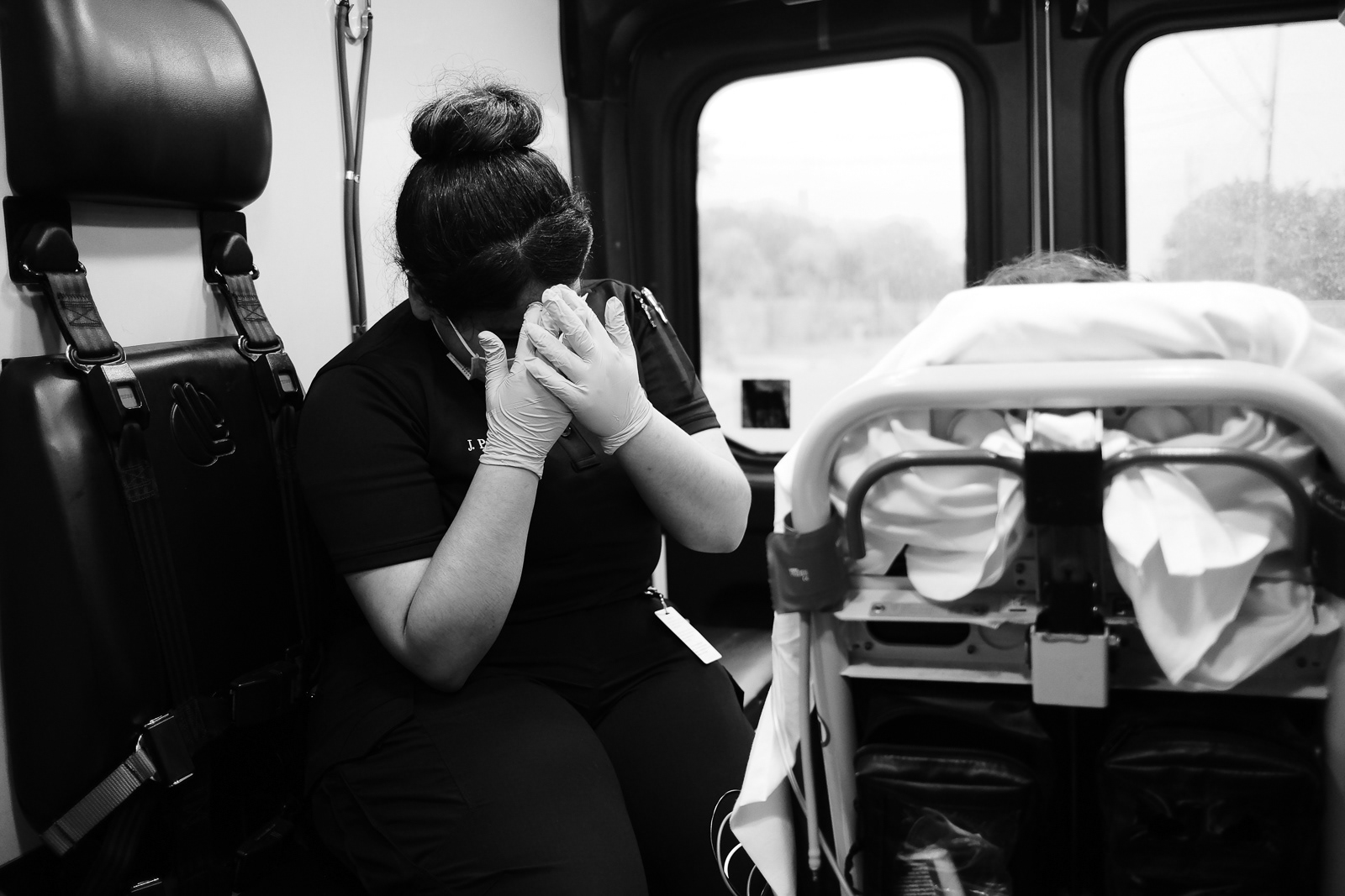 EMT Puente camera shy