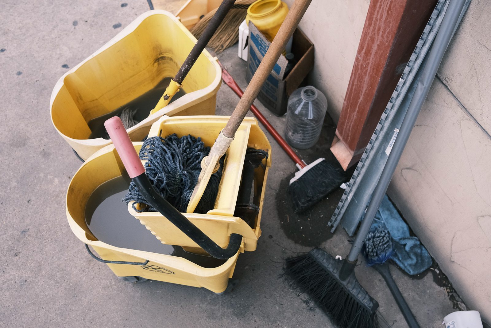 Frequently used to clean multiple units. I question the cleaning capabilities.