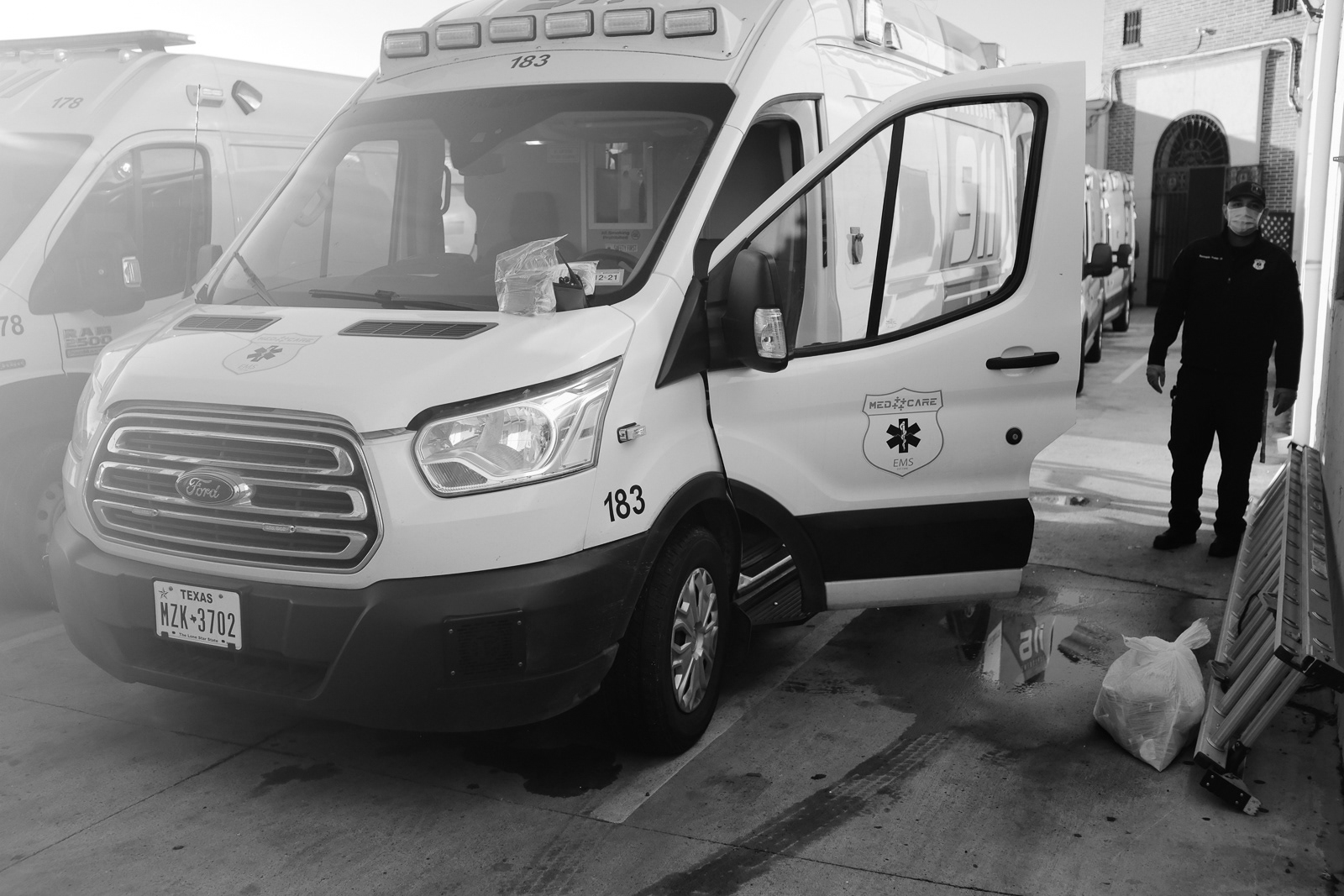 Medic 37: 0 Death: 1 (N)
