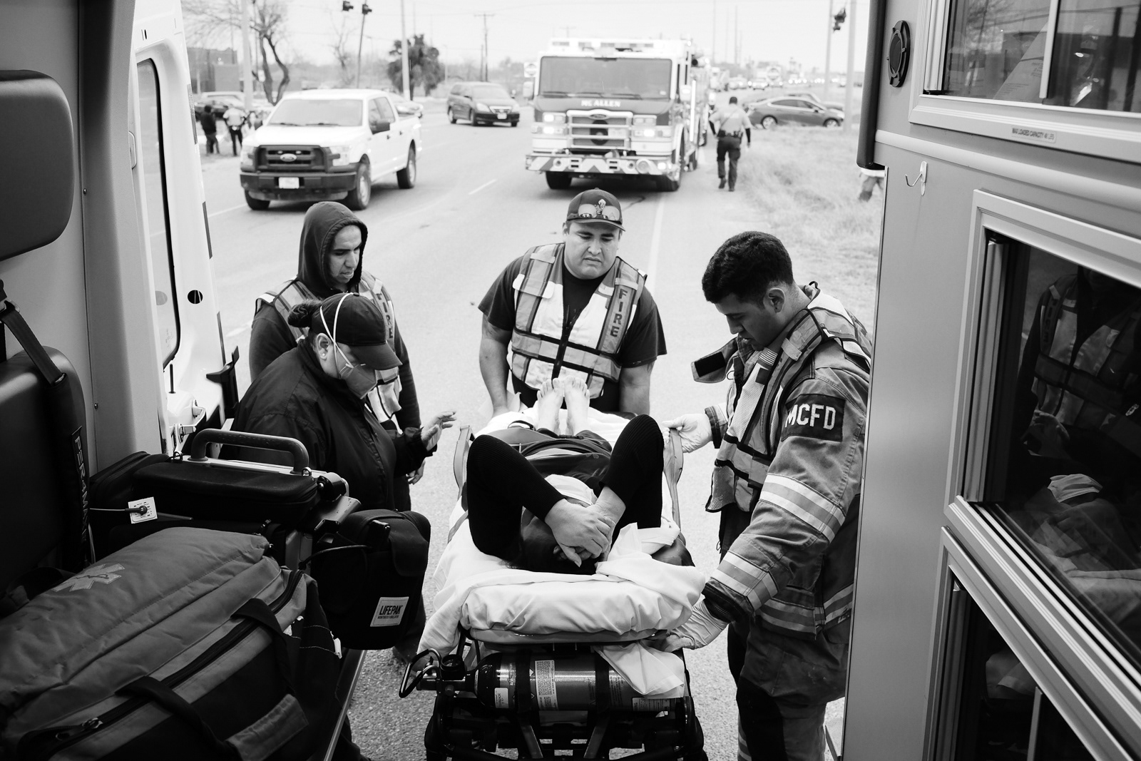 Medcare EMS and McAllen FD working together. “𝘛𝘦𝘢𝘮𝘸𝘰𝘳𝘬 𝘮𝘢𝘬𝘦𝘴 𝘵𝘩𝘦 𝘥𝘳𝘦𝘢𝘮 𝘸𝘰𝘳𝘬; 𝘮𝘦𝘢𝘯𝘴 𝘵𝘩𝘢𝘵 𝘦𝘧𝘧𝘦𝘤𝘵𝘪𝘷𝘦 𝘵𝘦𝘢𝘮𝘸𝘰𝘳𝘬 𝘢𝘤𝘩𝘪𝘦𝘷𝘦𝘴 𝘮𝘶𝘤𝘩 𝘮𝘰𝘳𝘦 𝘵𝘩𝘢𝘯 𝘢𝘯𝘺 𝘪𝘯𝘥𝘪𝘷𝘪𝘥𝘶𝘢𝘭 𝘤𝘢𝘯 “