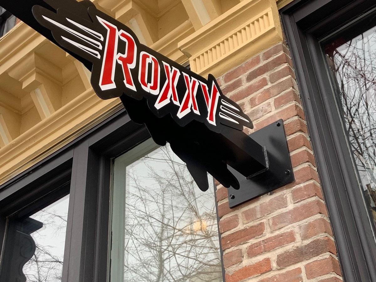 Roxxy Sign