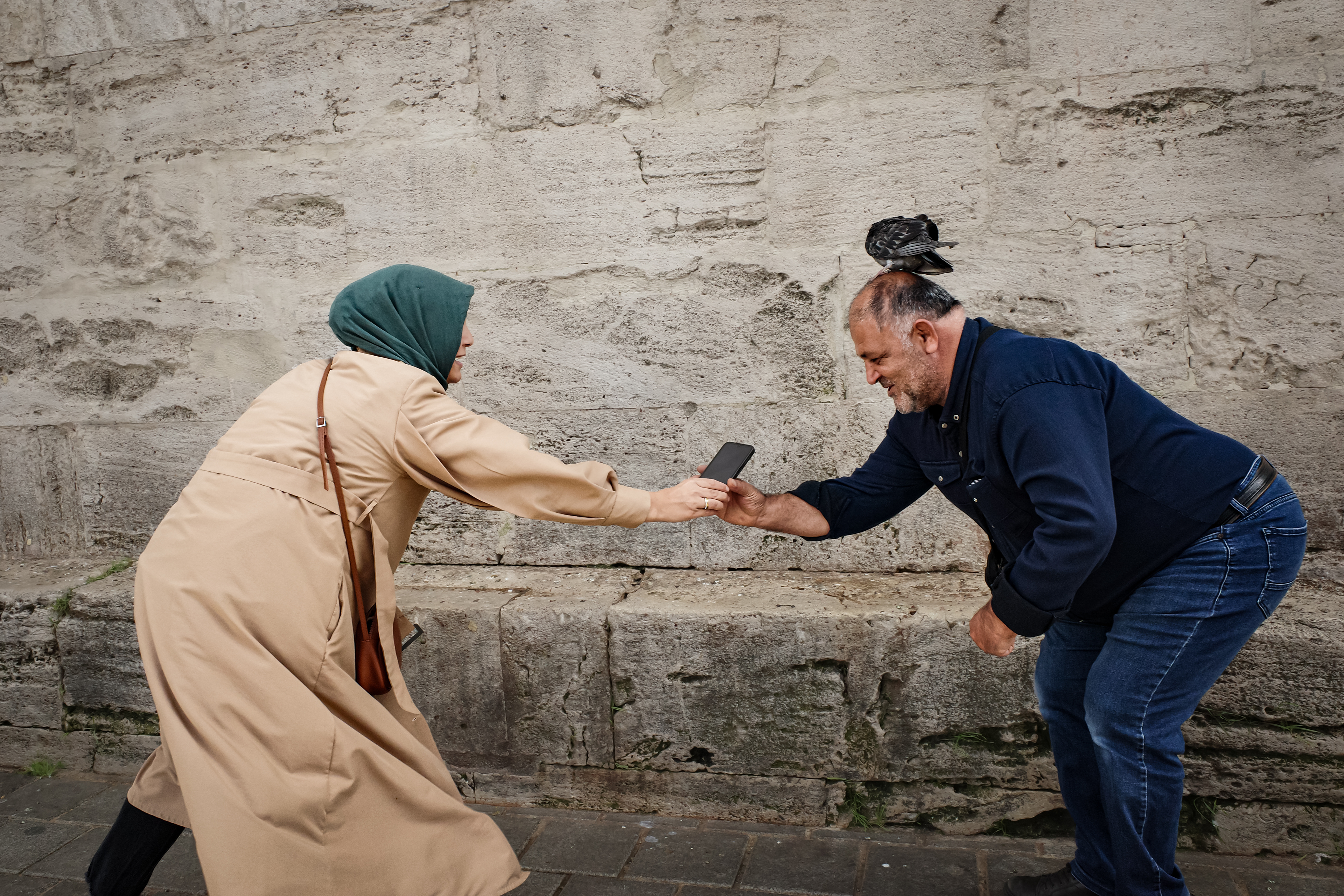JUXTANBUL CANDID - Taken in Eminonu/Istanbul - new mosque - photography - pigeons- juxtaposition