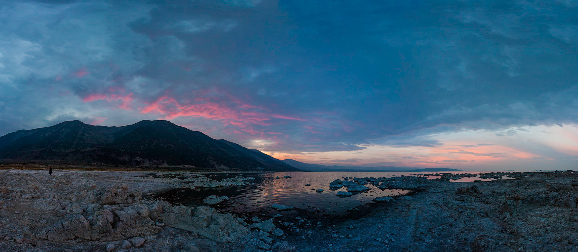 Sunset over Mono Lake, CA