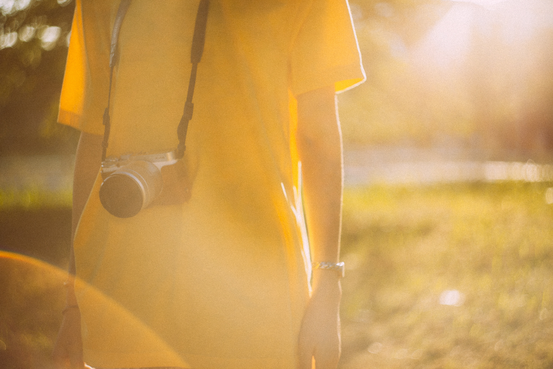 Minimalist Women's Fashion Photography of Aern