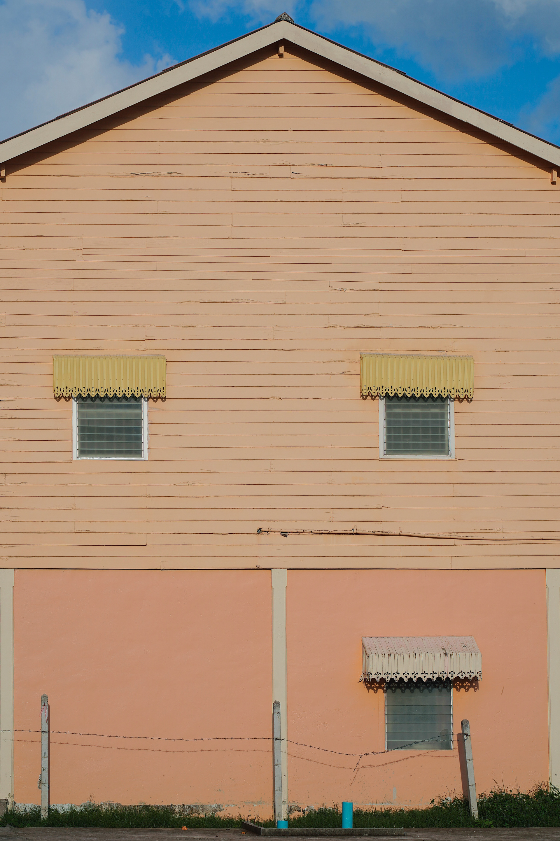 Clean Lines in Minimalist Style Photography