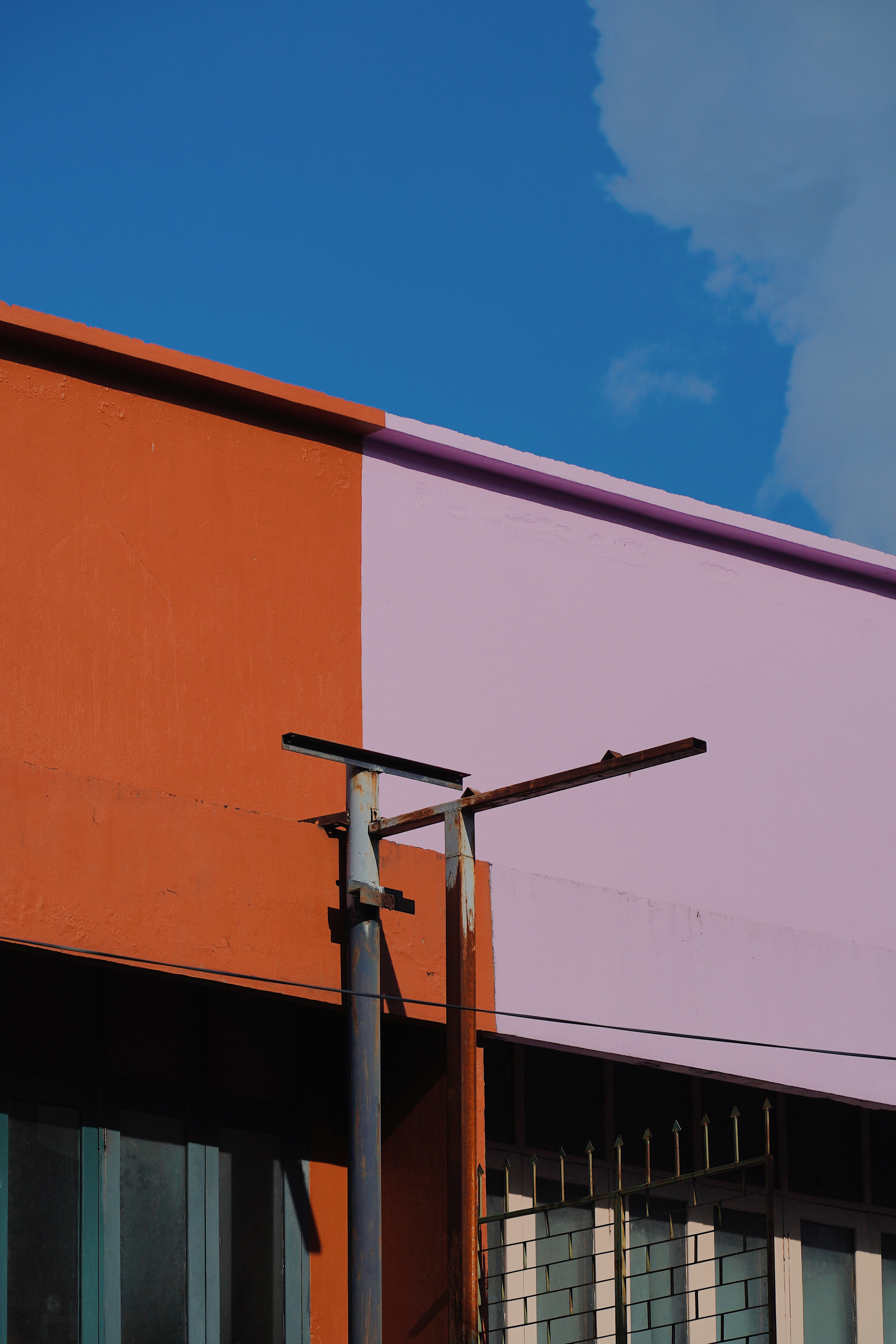 Lighting and Composition in Minimalist Photography