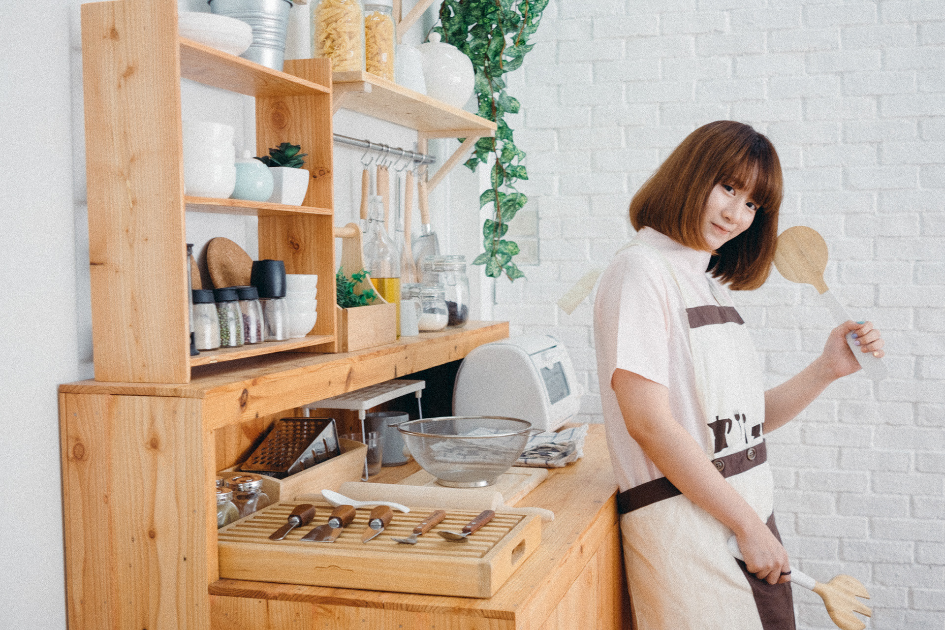 Mook Mhiew's Minimalist Fashion Photography