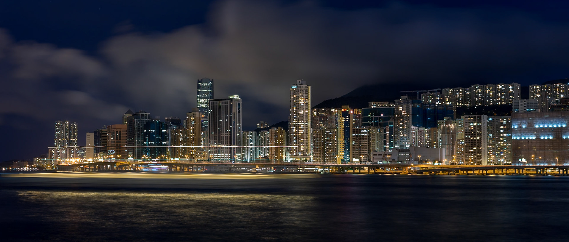 Hong Kong Skyline - Sony A7R, FE55mm F1.8