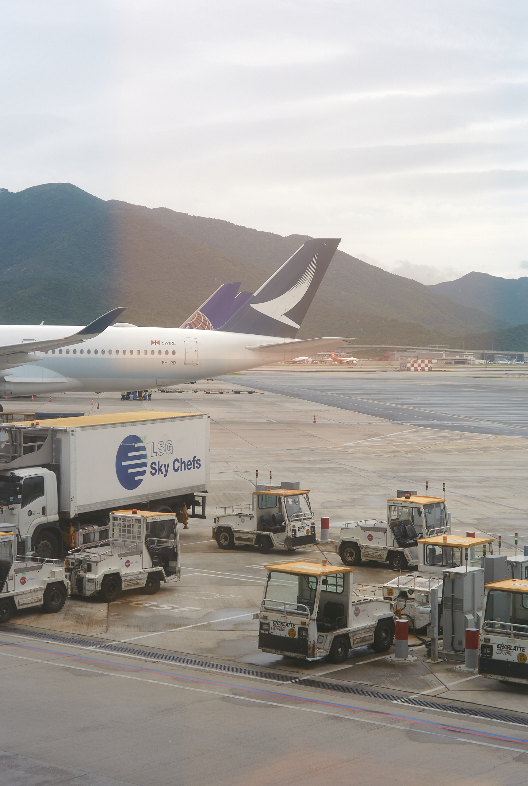 Hong Kong International Airport - Leica M8 + Thypoch Ksana 21mm f/3.5