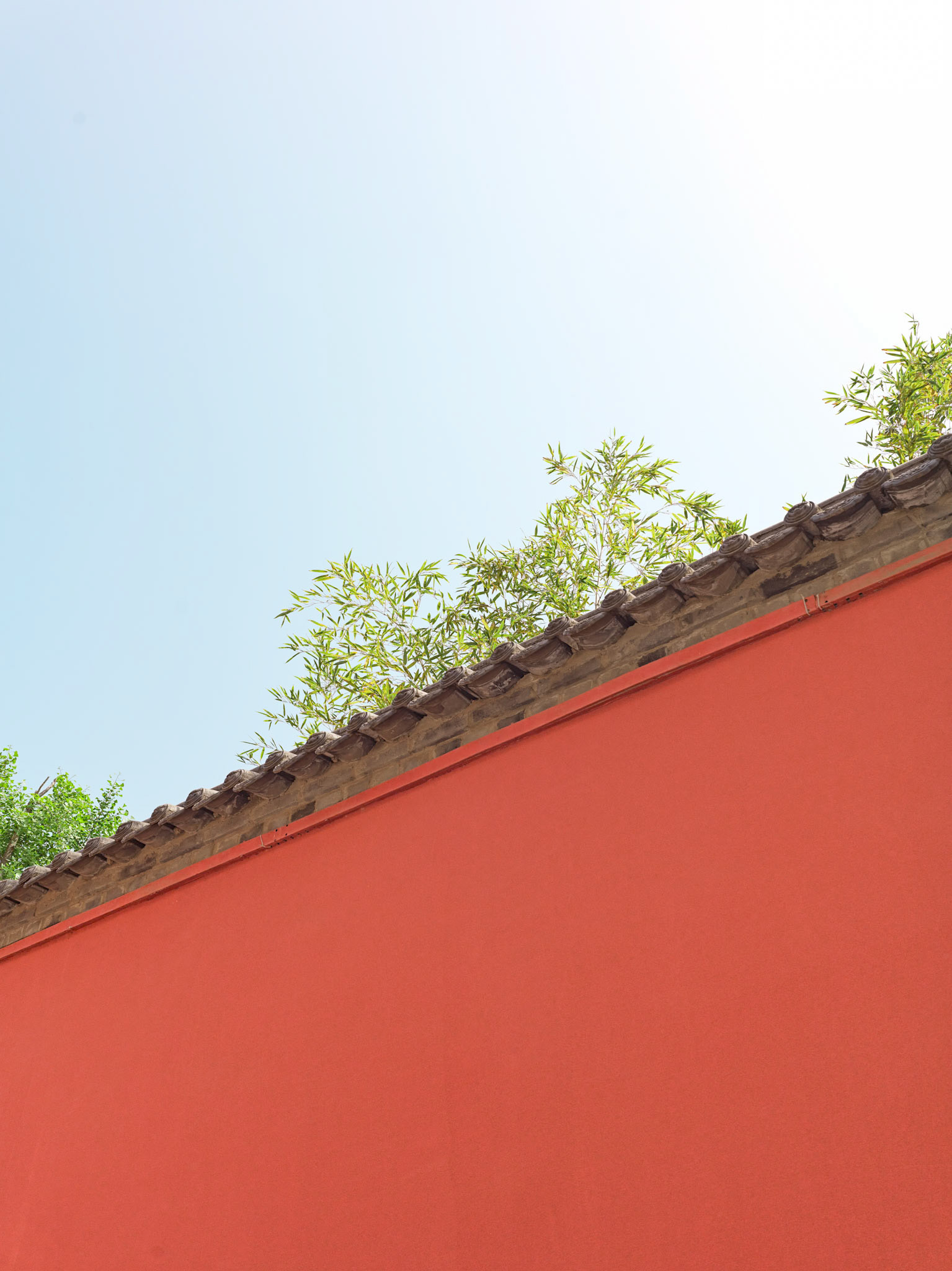 Red wall, Xi'an, China - Hasselblad X1Dii 