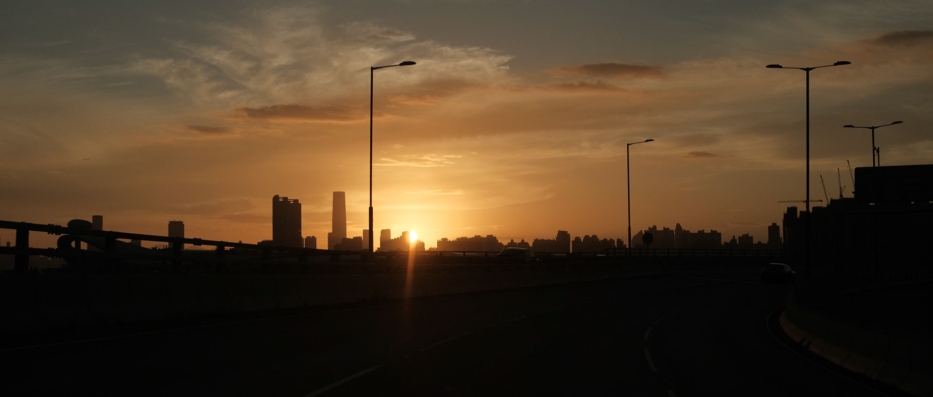 Sunset over Kowloon - Fujifilm X-Pro2, XF27mm F2.8