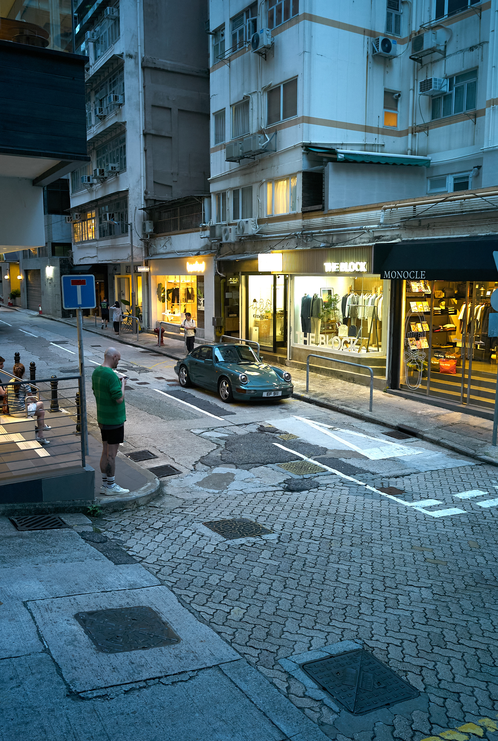 Wan Chai - Leica M8 + Thypoch Ksana 21mm f/3.5