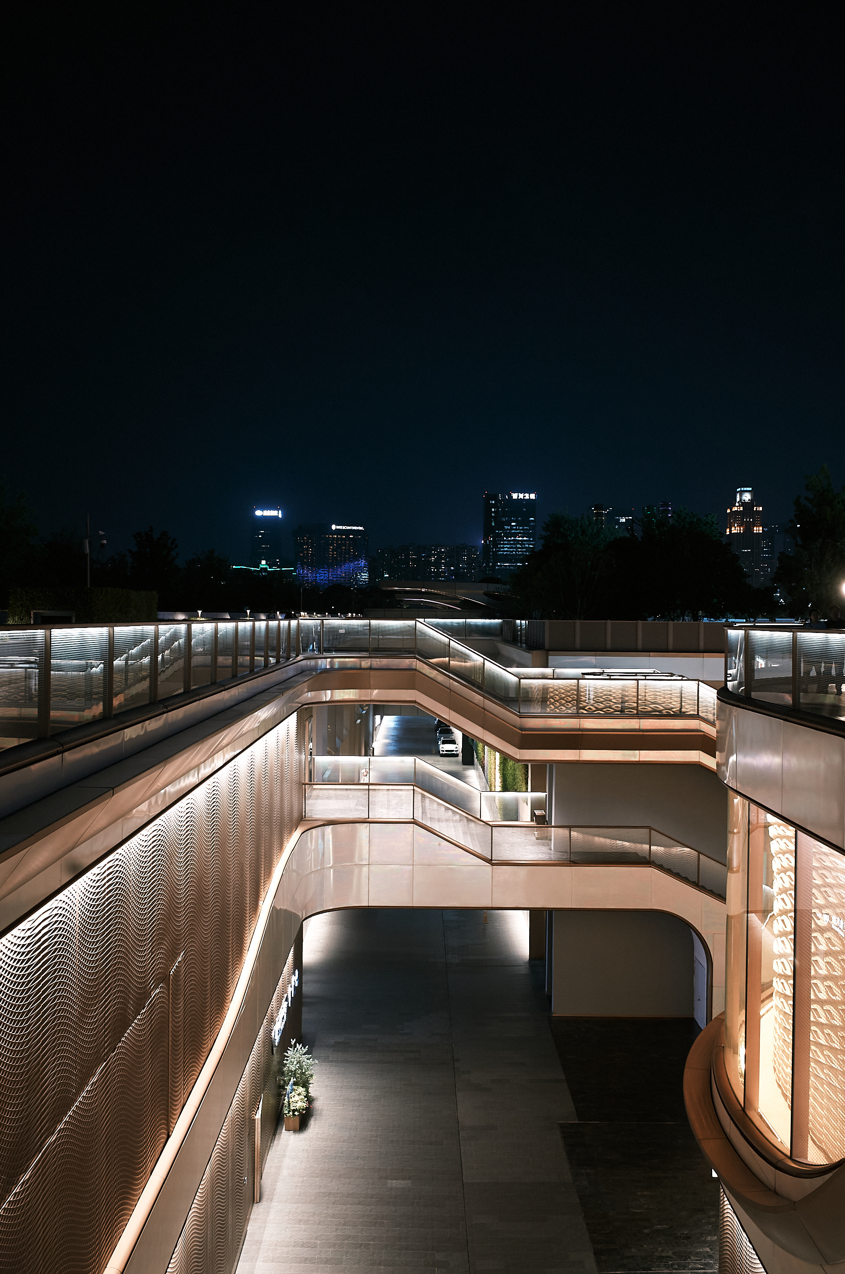 SKP Mall - Leica M11-P + Leica Elmarit 28mm F/2.8