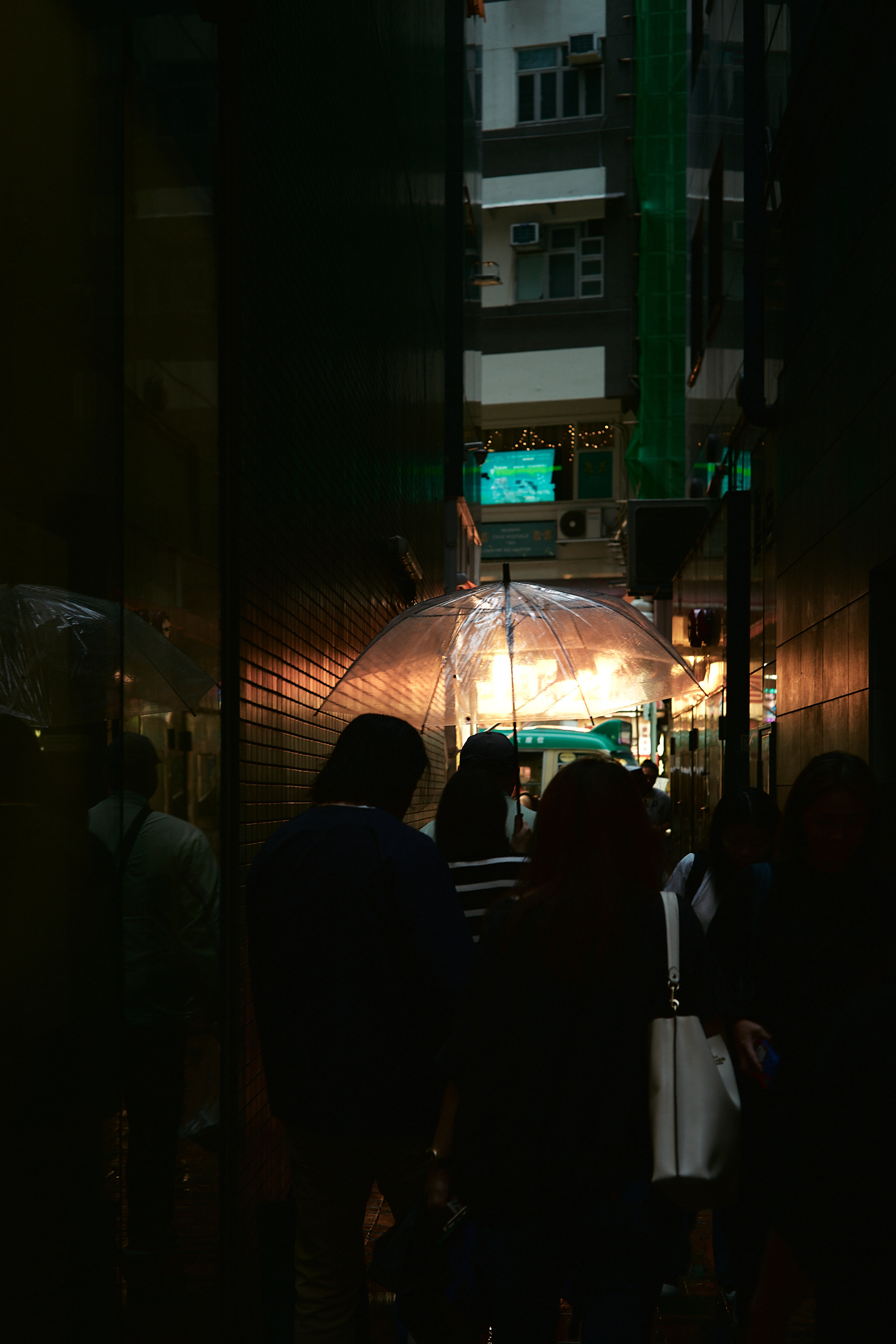 Causeway Bay - Leica M10-P Reporter + Zeiss C Sonnar 50mm f/1.5