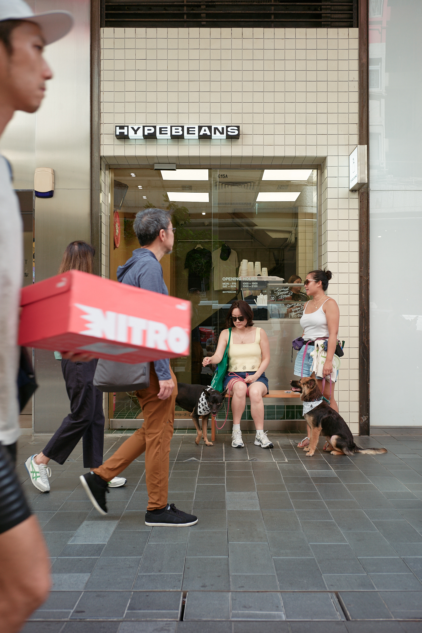 Hypebeans Causeway Bay, Hong Kong - M10-P Reporter + Zeiss C Biogon 35mm f/2.8