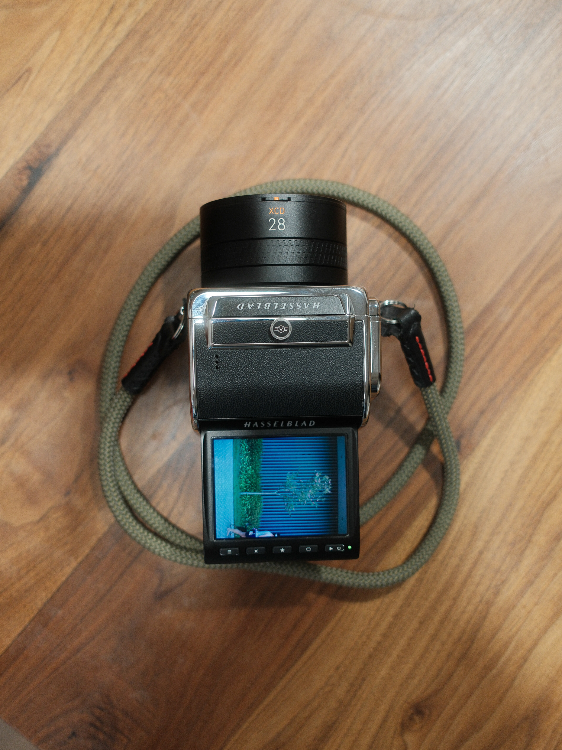 Hasselblad 907X & CFV II 50C + XCD 28P