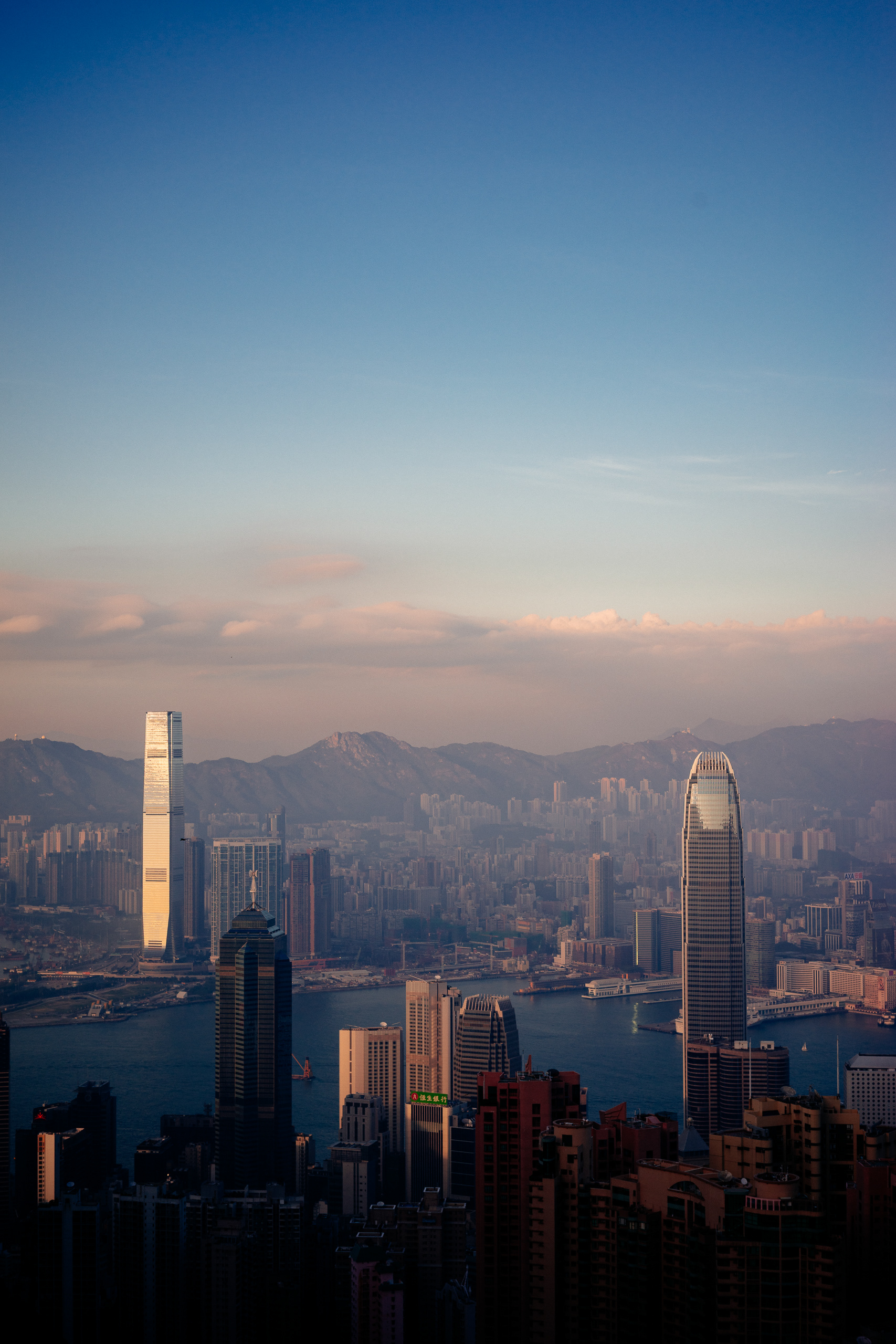 Hong Kong - Sony A7R + Zeiss C Sonnar 50mm f/1.5 ZM