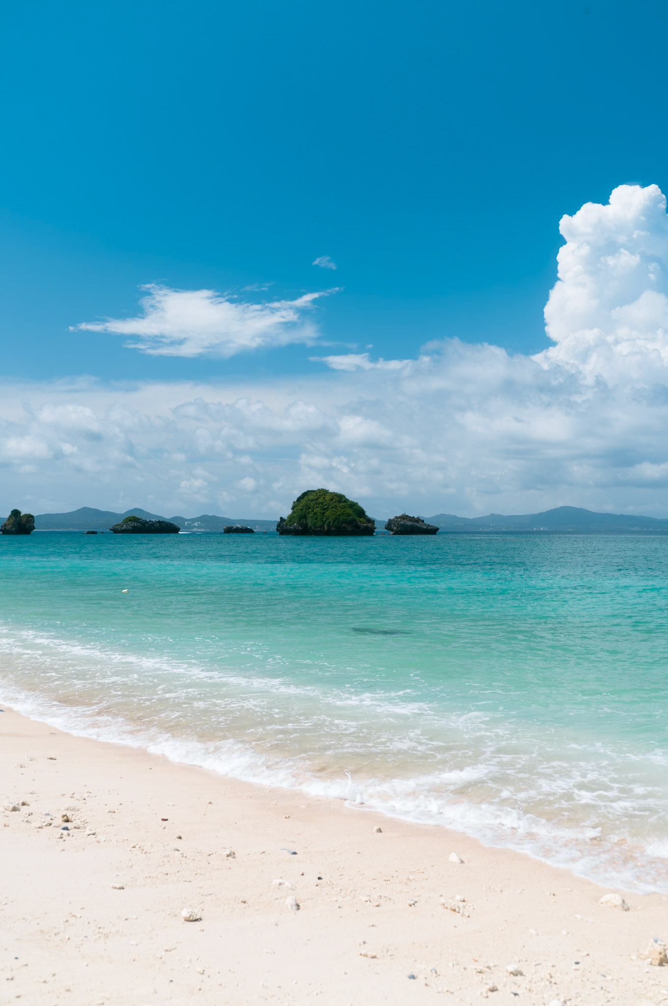 Okinawa sea beach, Japan - Leica M11-P