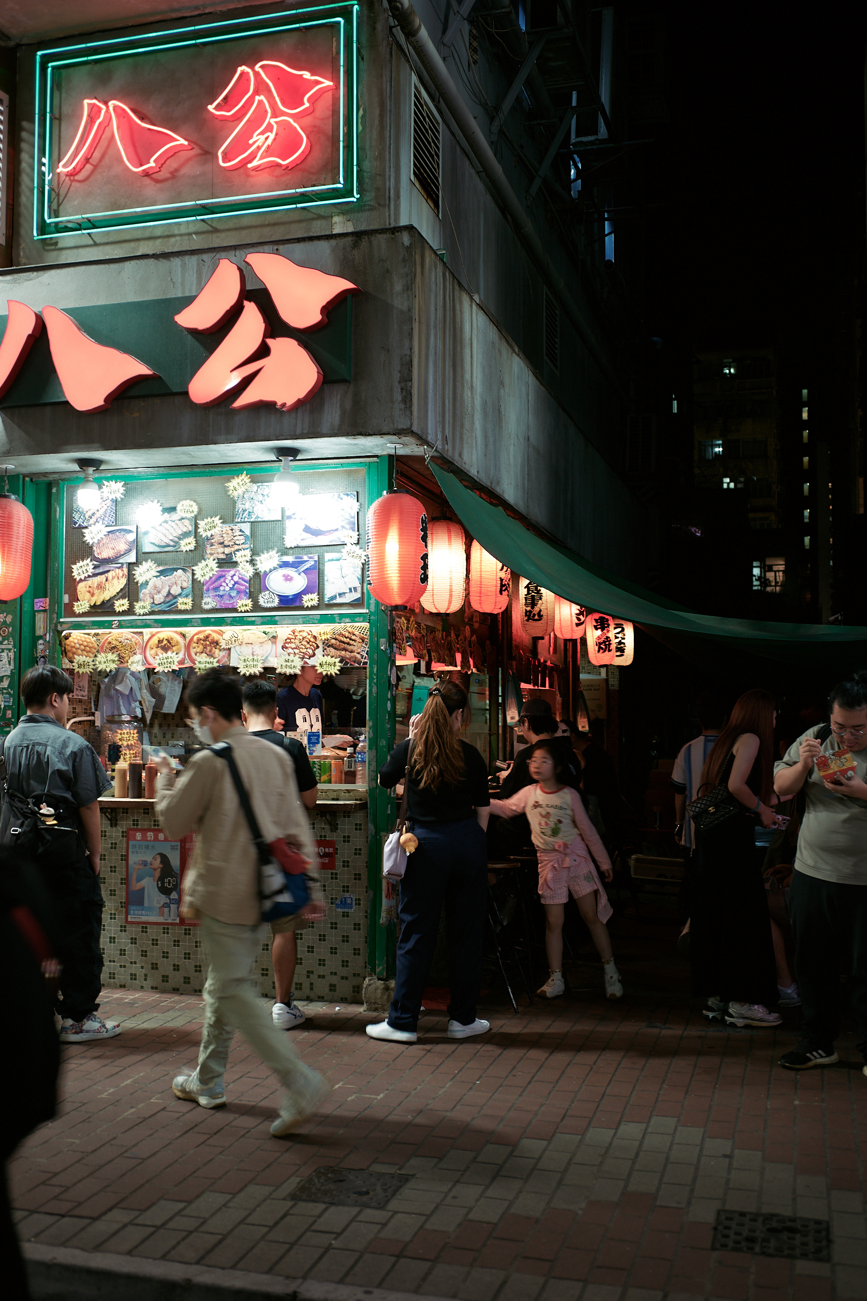Mongkok street nights - Leica M10-P Reporter + Zeiss C Biogon 35mm F/2.8