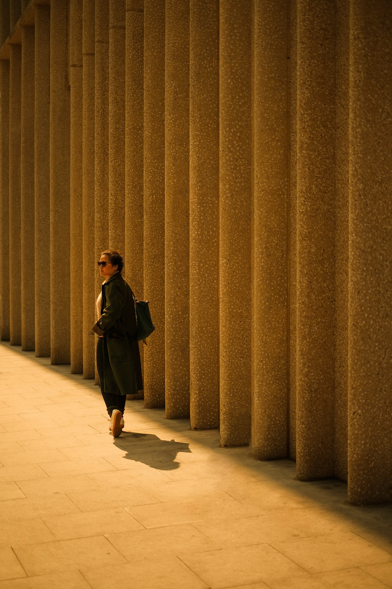Walking 2, Shanghai - Fujifilm X-Pro2