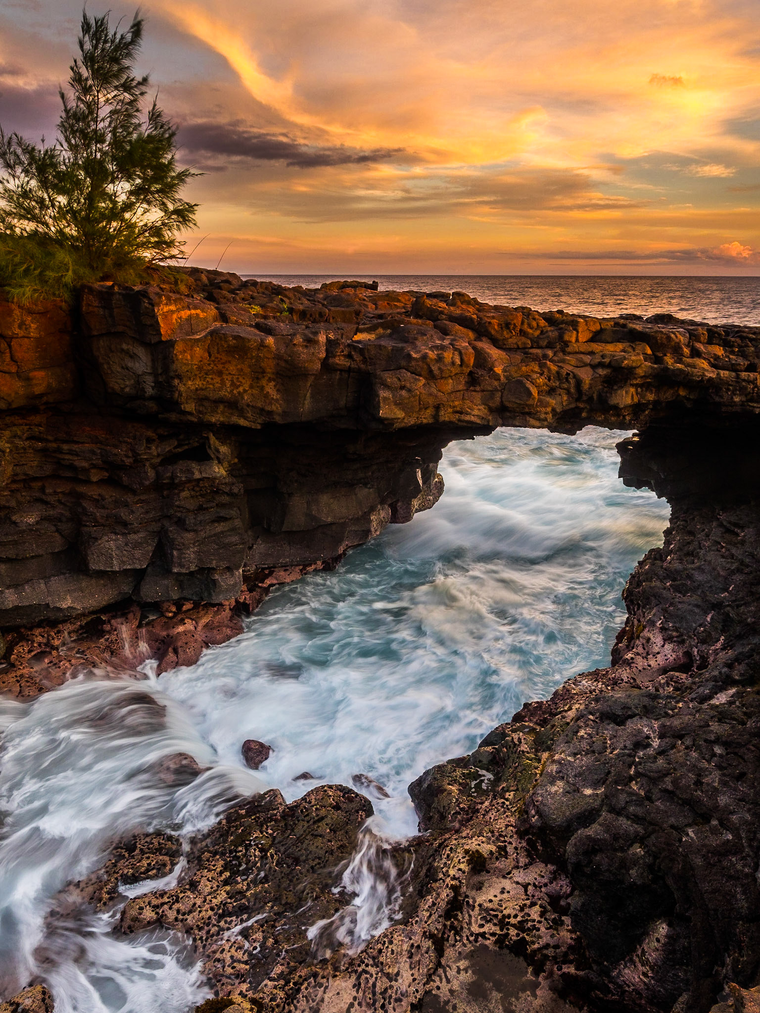 Shipwreck Beach - Koloa Kauai Hawaii