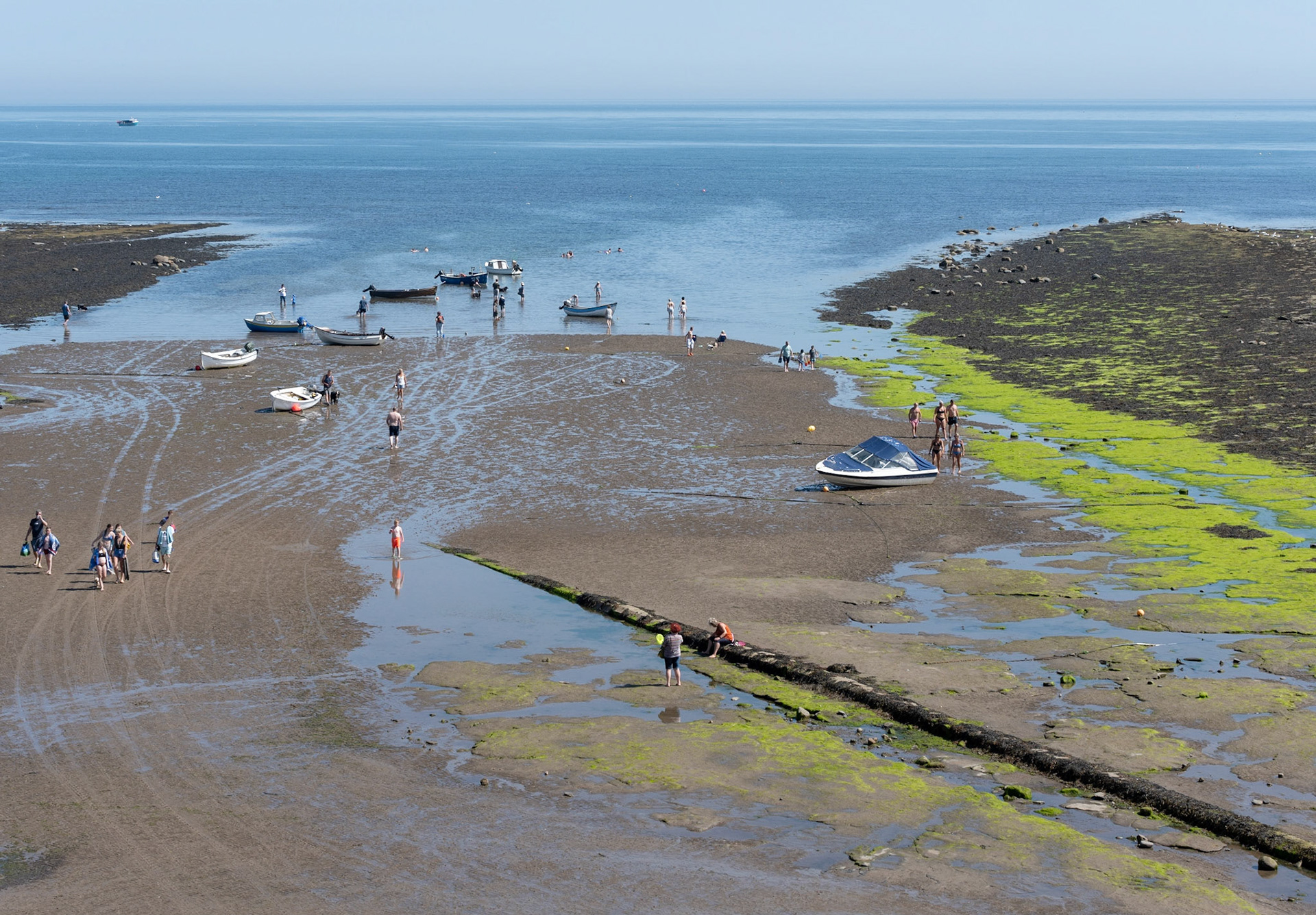 Robin Hood's Bay (2022)