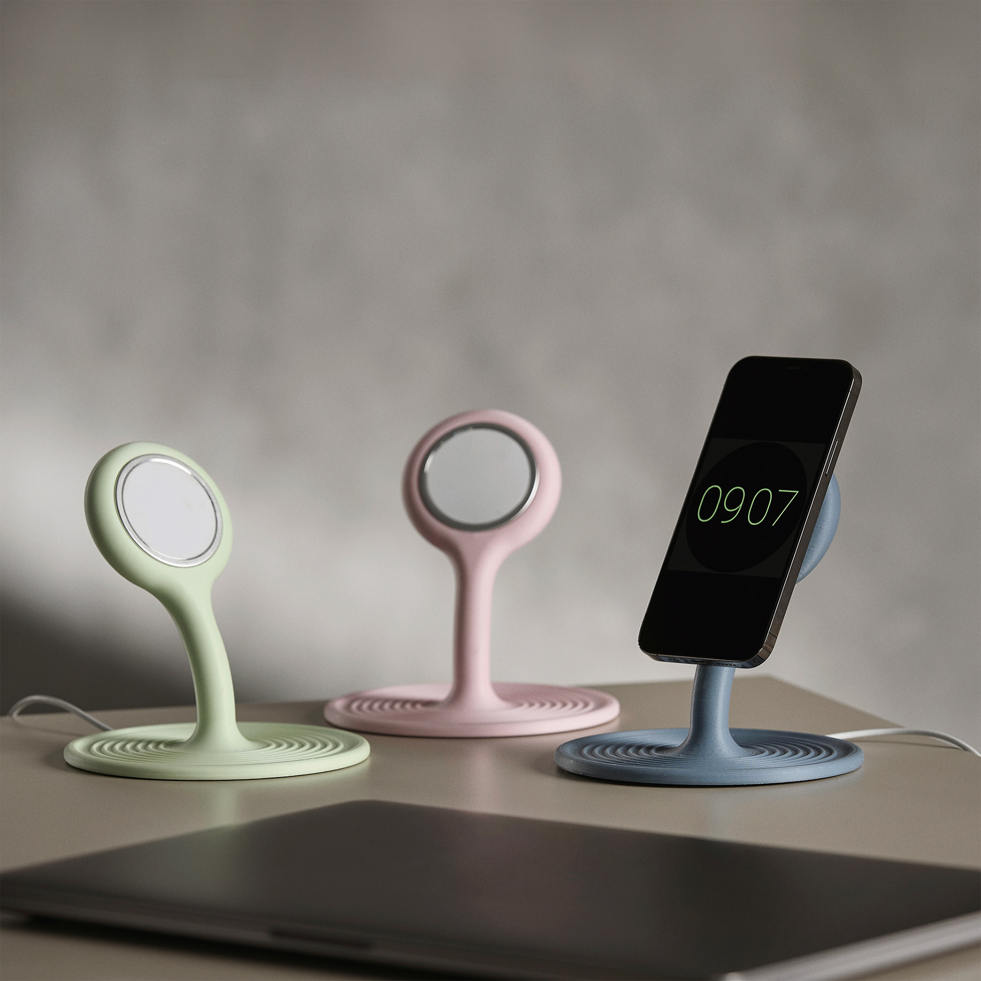 SIV iPhone charger