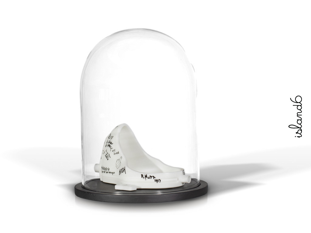 "The Curved Shape Of A Porcelain Heart" by island6 Art Collective (Liu Dao)