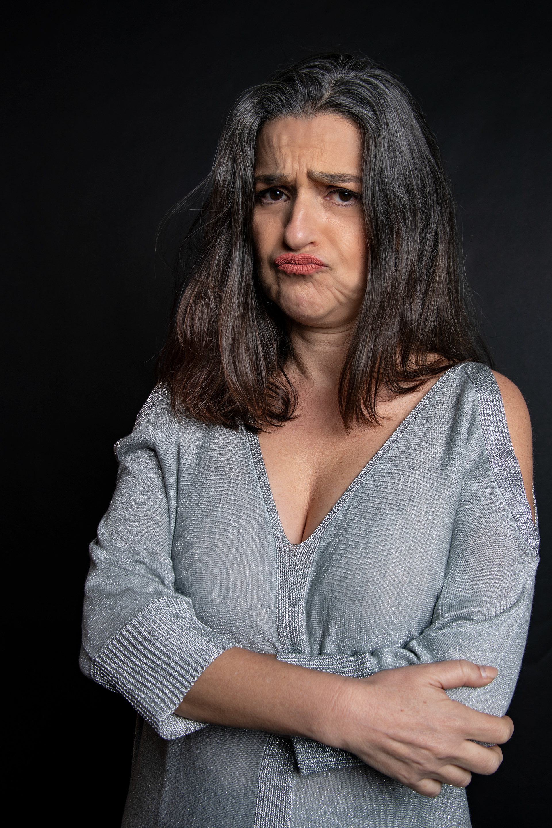 Spanish actress Alicia Judith Sanches - Studio shoot - funny face