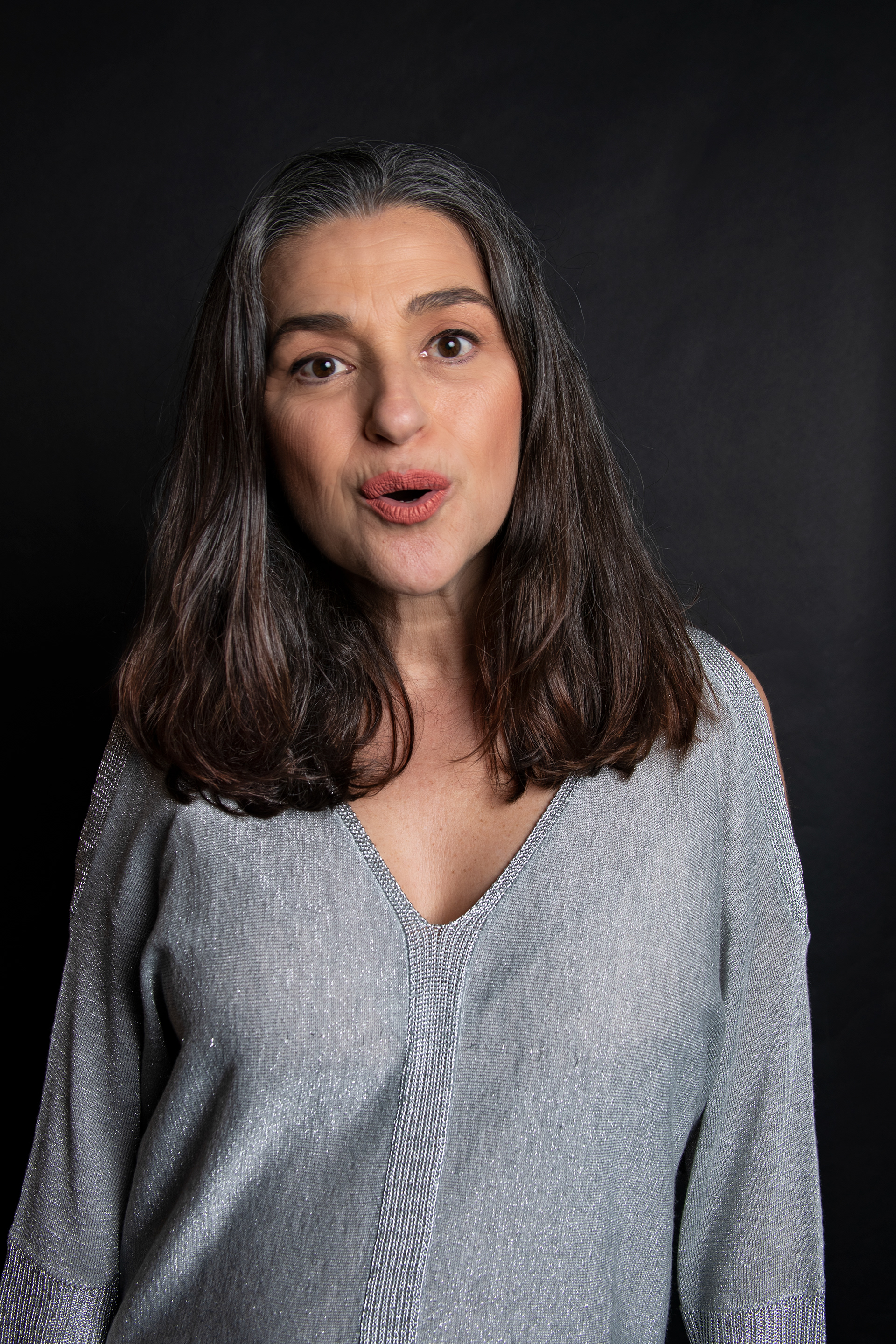 Spanish actress Alicia Judith Sanches - Studio shoot - funny face