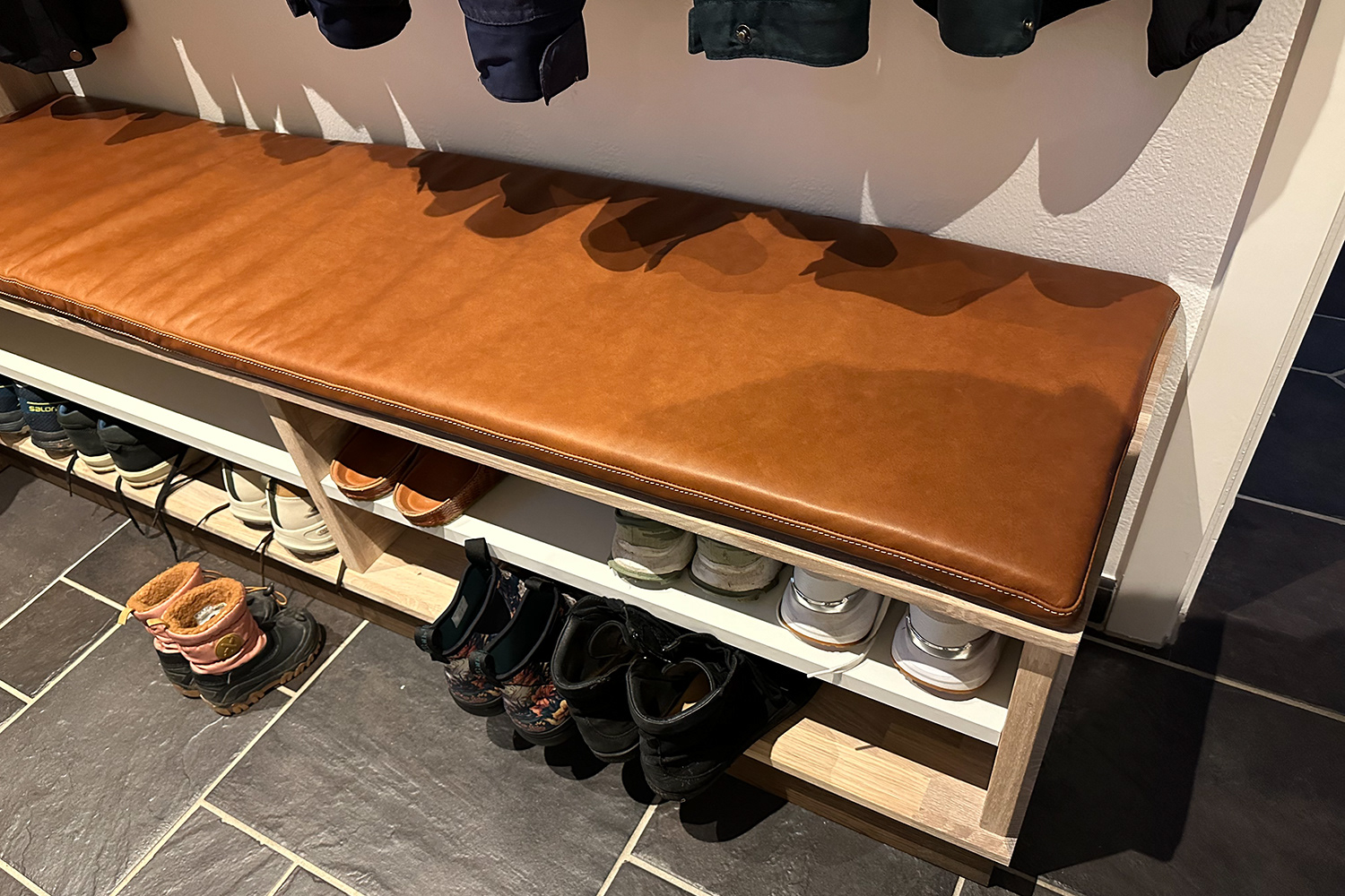 Læderhynde produceret hos: http://jydsk-polstring.dk