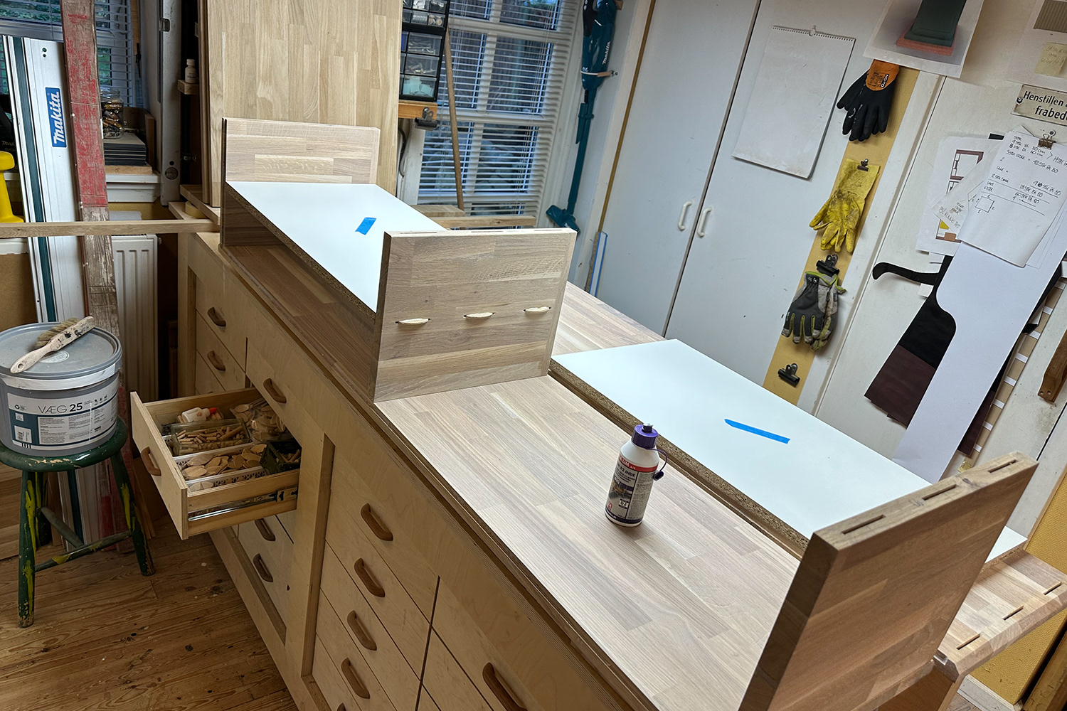 Samling af de udskårne plader