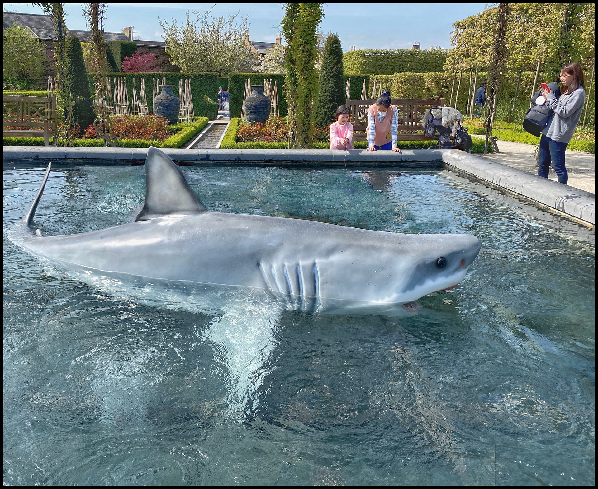 Alnwick Gardens April 22