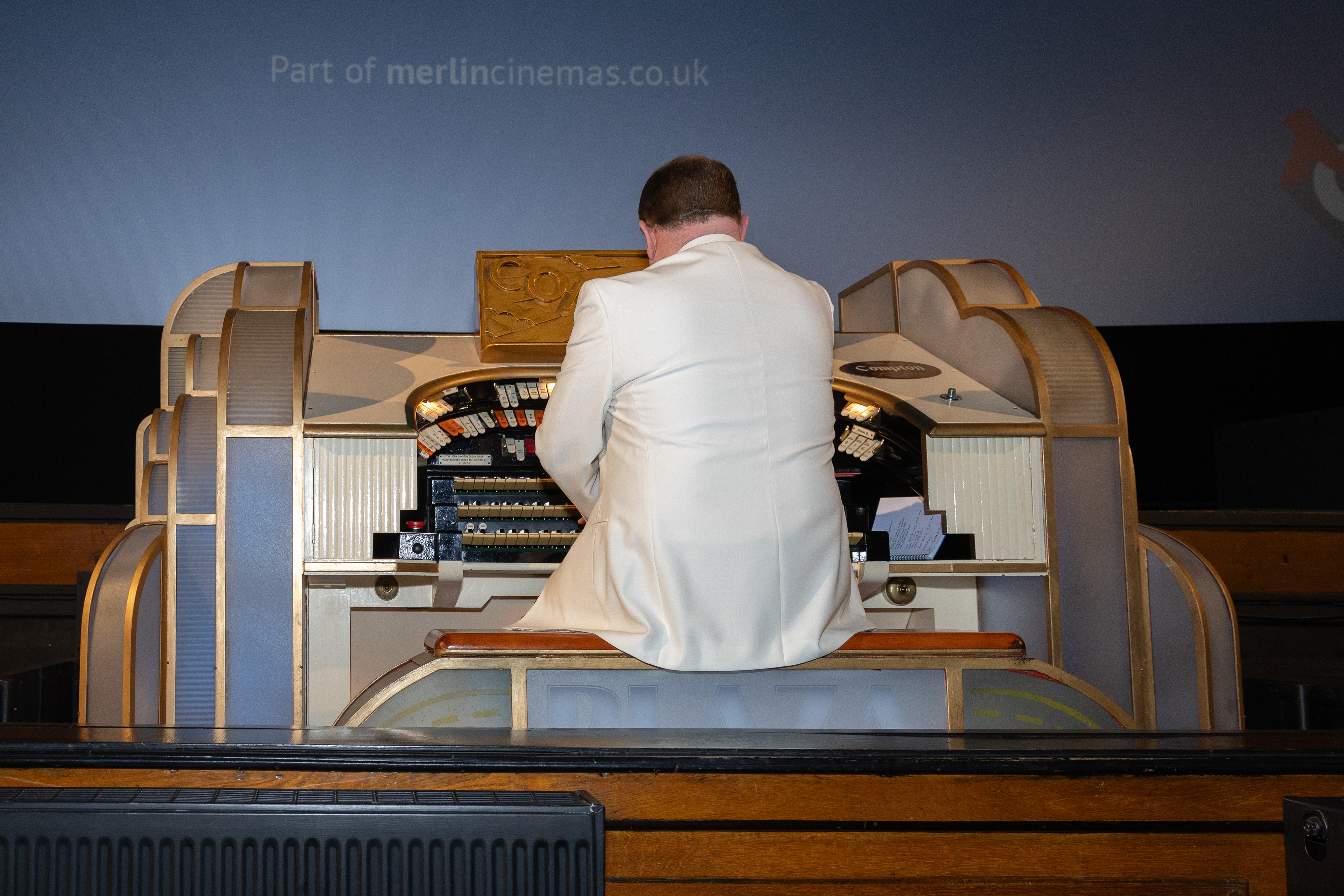 Compton Organ Plaza Cinema WsM