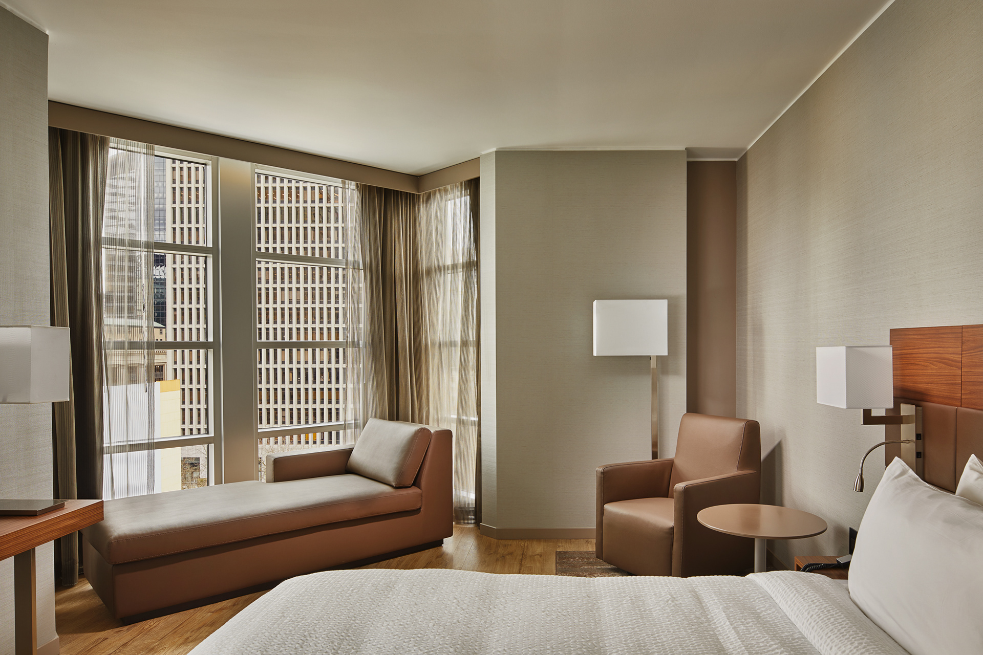 Corner room