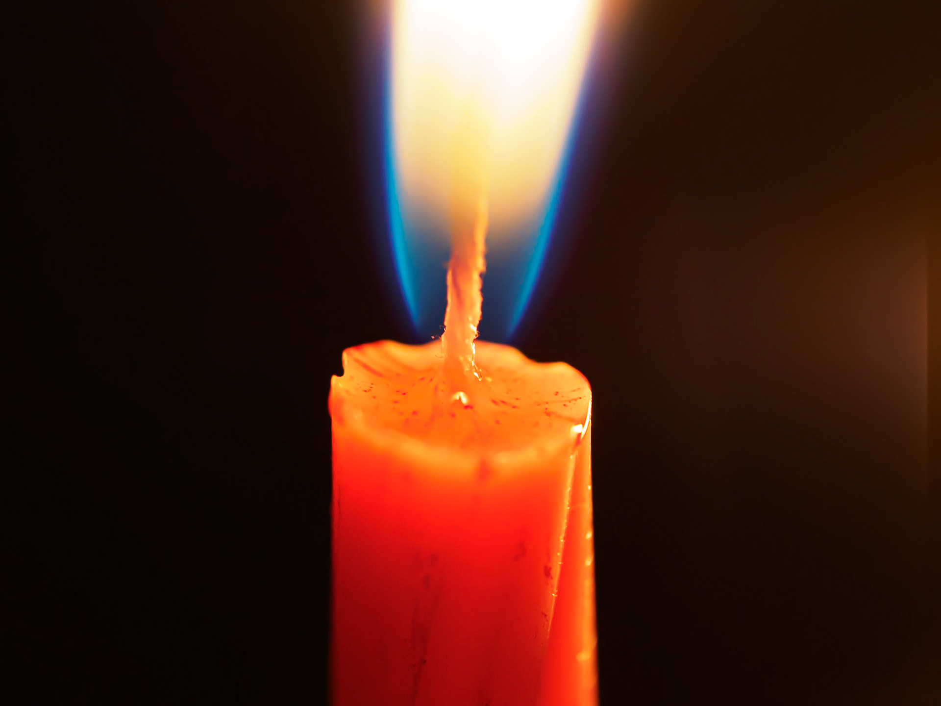 20C16058 Candle(s) 1