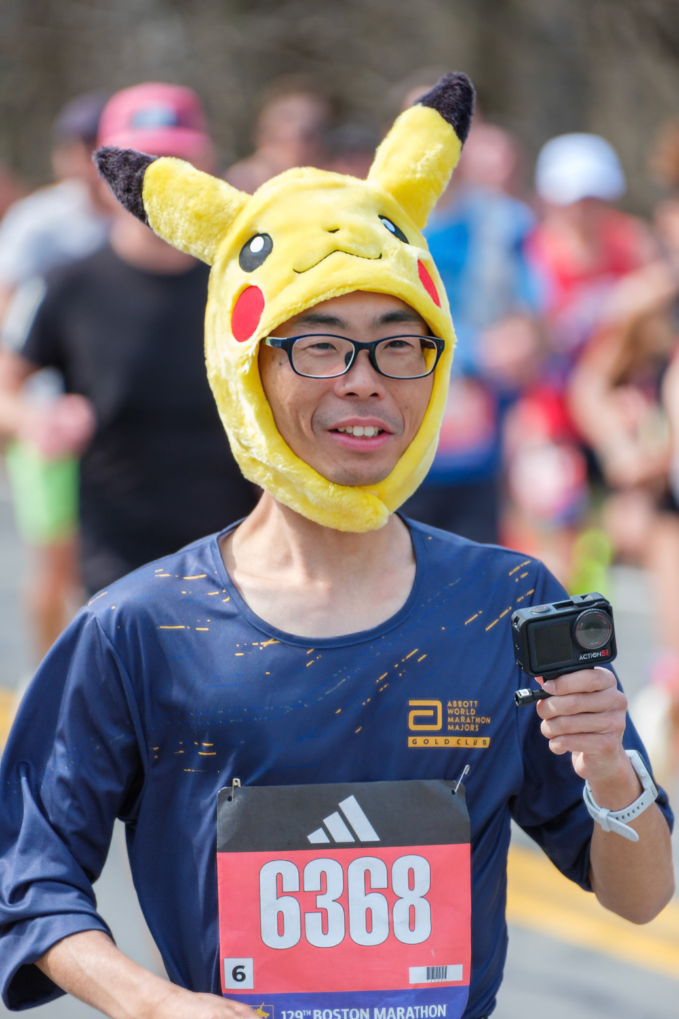 250421-499 Peekachoo Runner